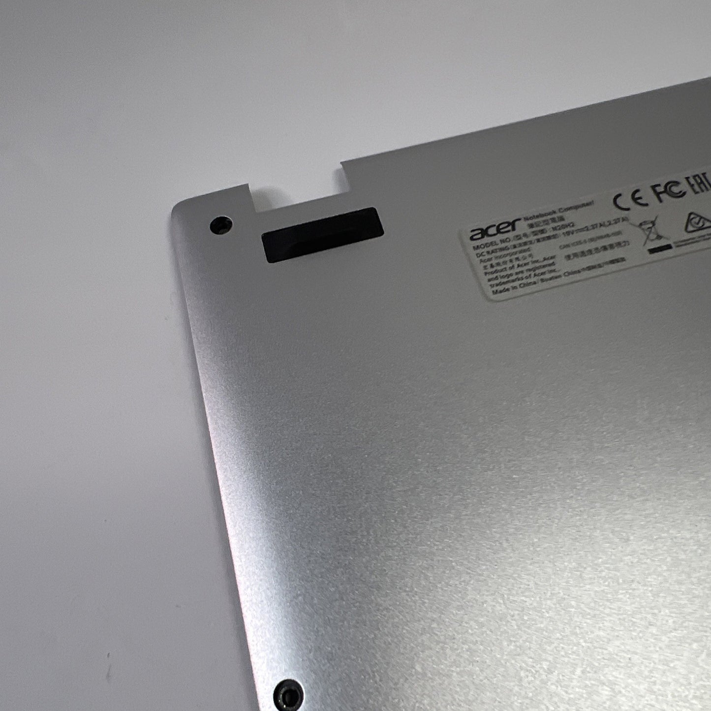 Acer Swift SF114-33 SF114-34 Silver Base Bottom Cover NC210110ZQ 60.HYSN8.001