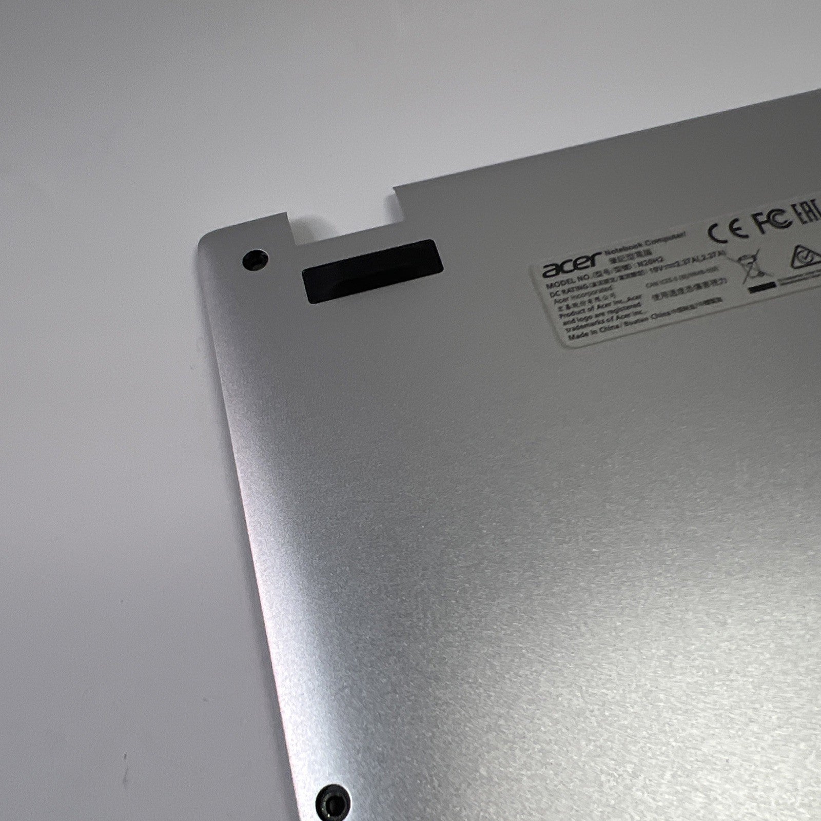 Acer Swift SF114-33 SF114-34 Silver Base Bottom Cover NC210110ZQ 60.HYSN8.001