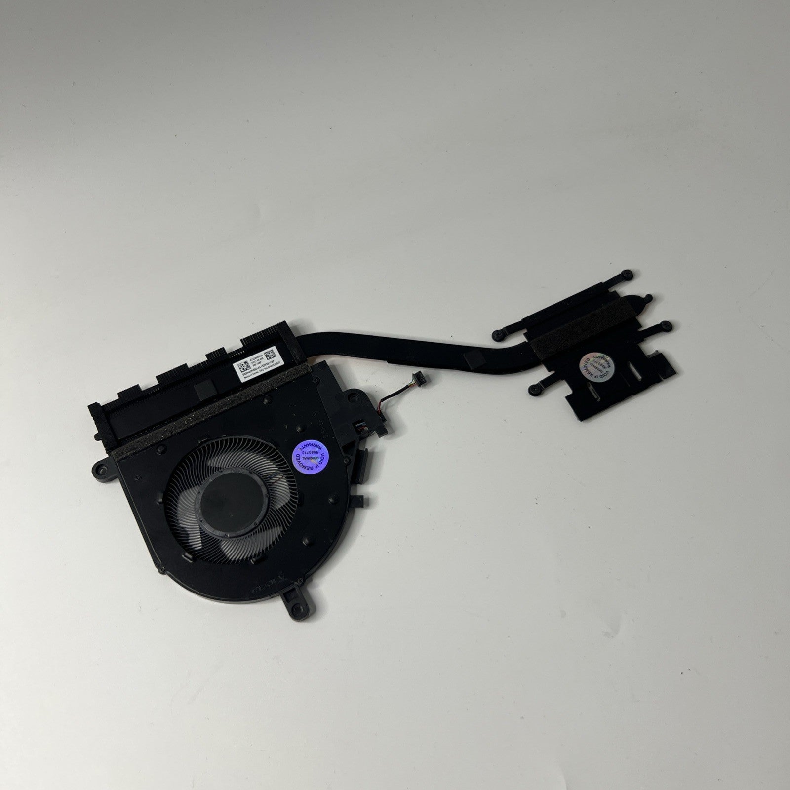 Lenovo Ideapad Slim 3 15IAH8 Cooling Heatsink and CPU Fan AT2Z60030V0