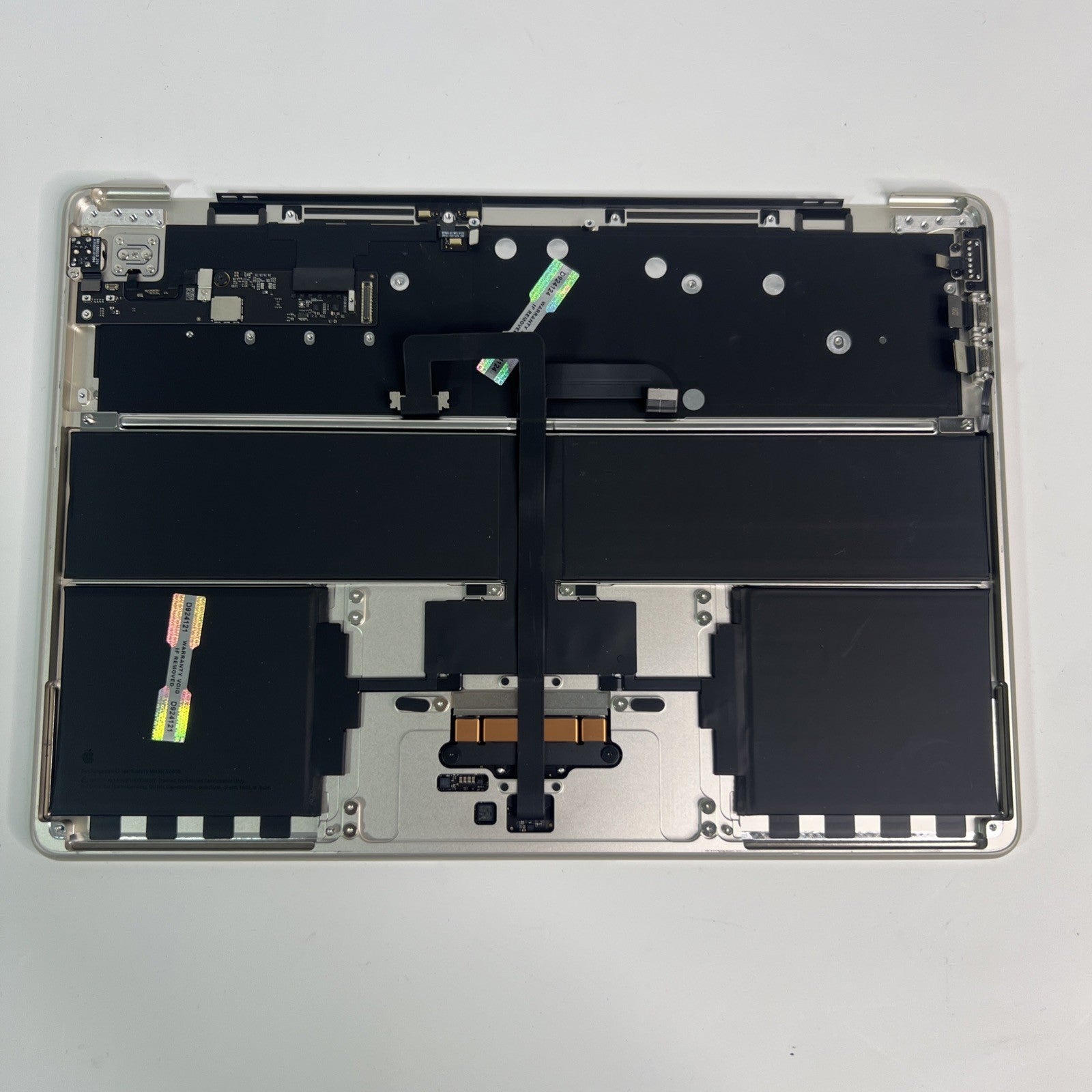 Apple MacBook Air 13" A3240 (2025 M4) Palmrest Starlight Read Description