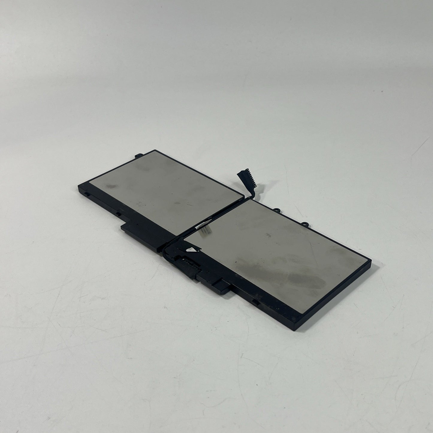 Genuine 3HWPP Battery For Dell Latitude 5510 health Fair