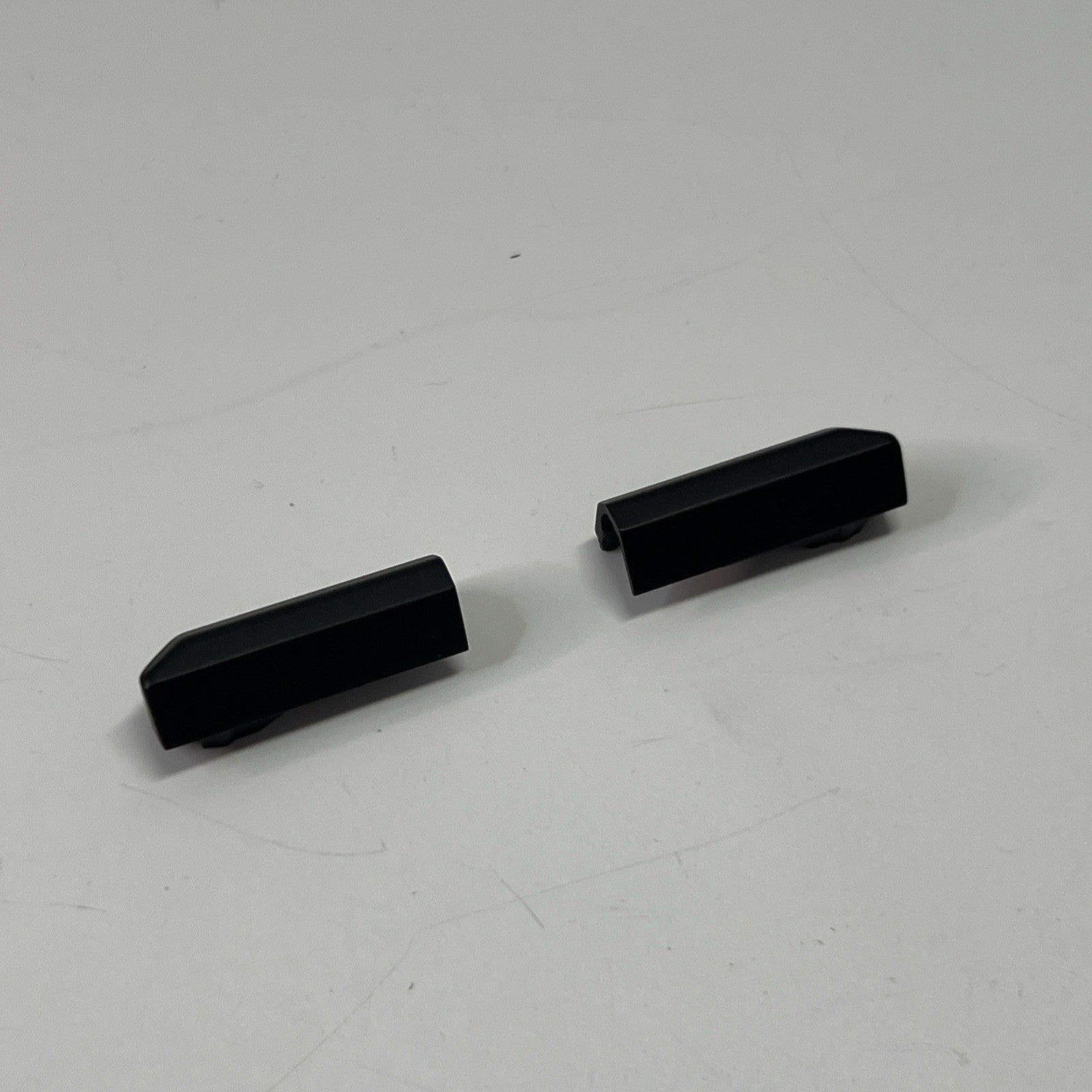 Genuine Medion Erazer Beast-X30 Genuine Hinge Covers Left + Right Set