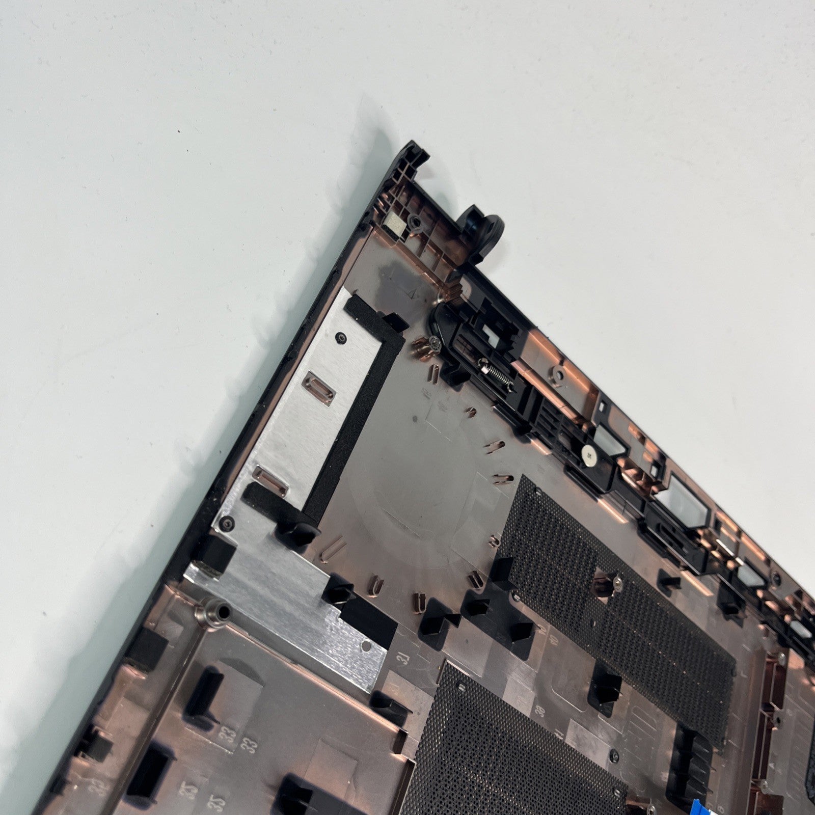 Genuine Black Dell Vostro 15 3568 Bottom-base Cn-00MRCR-JTn