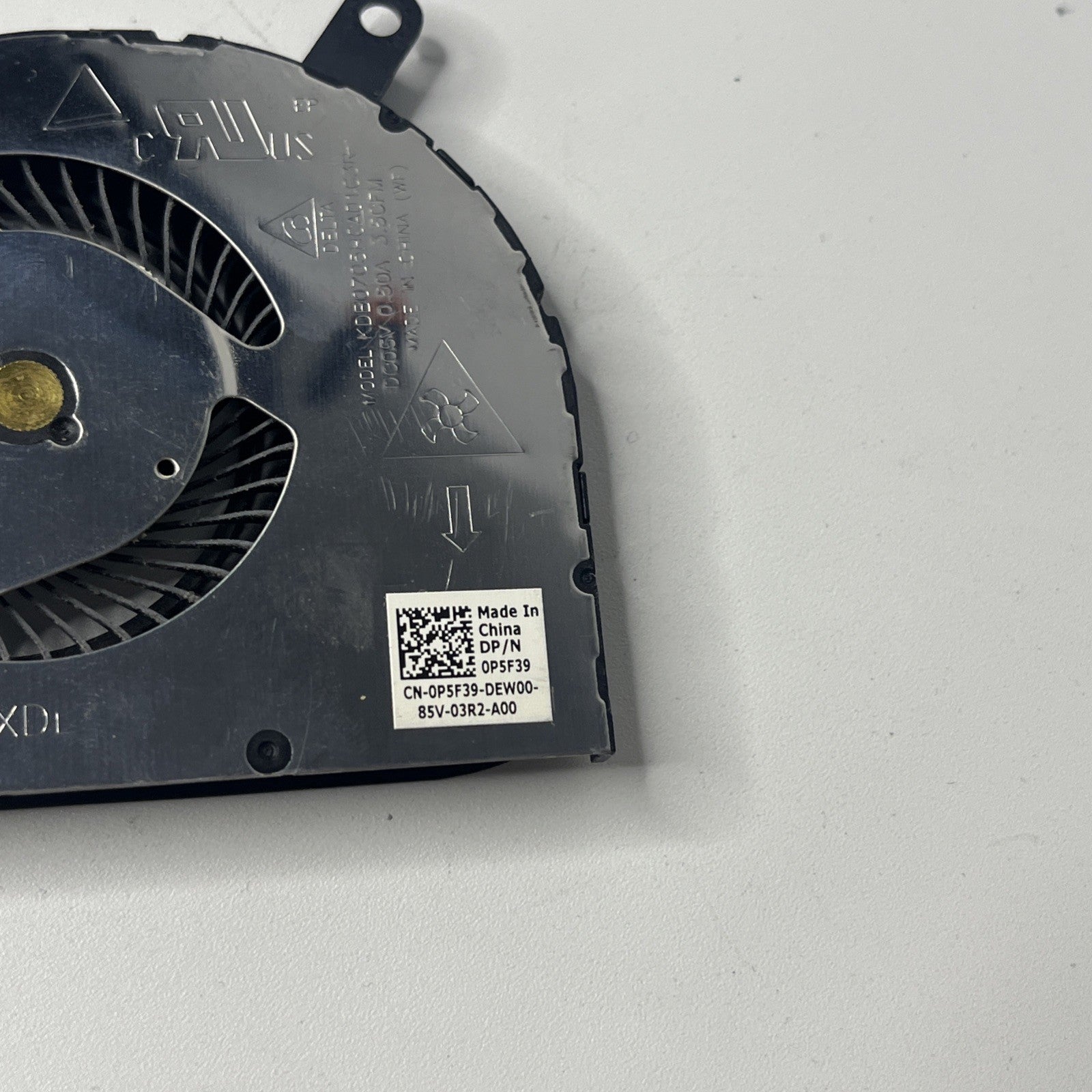NEW GENUINE DELL LATITUDE 5490 COOLING FAN Cn-op5f39