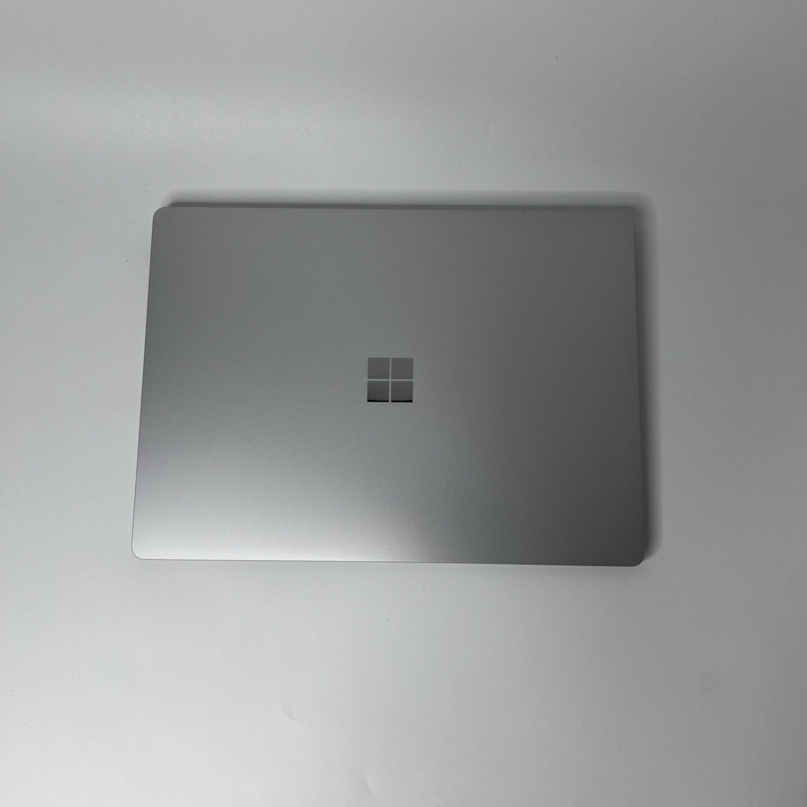 Microsoft Surface Laptop 4 13.5" Inte i7-1185G7 16GB RAM 512GB SSD Windows 11