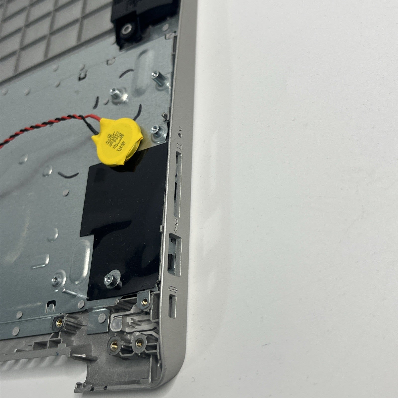 Genuine Silver Lenovo IdeaPad 330S-15IKB  Palmrest Keyboard And Speakers