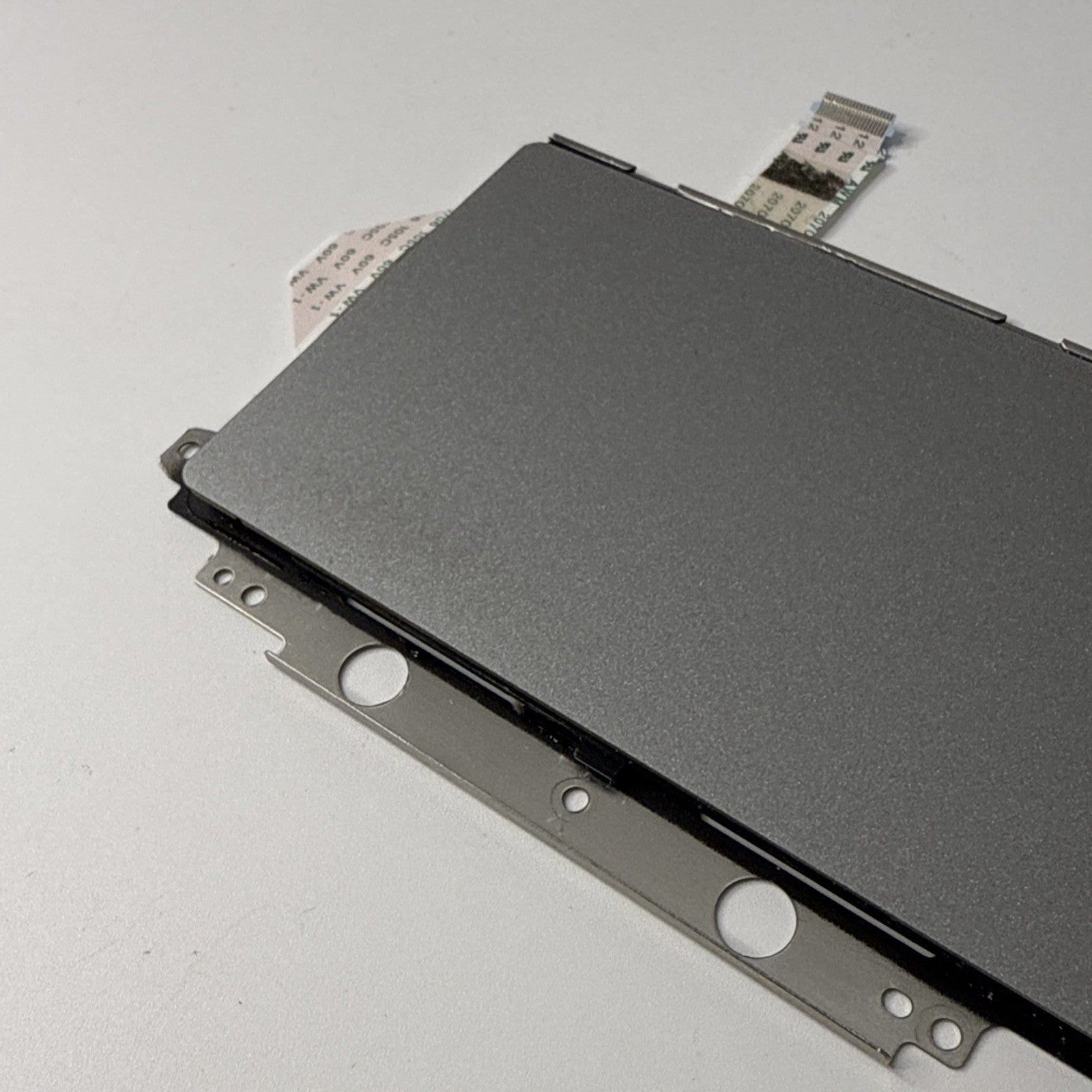 DELL LATTITUDE 5520 Touchpad Trackpad Clickpad Mouse Board + CABLE 0M60E