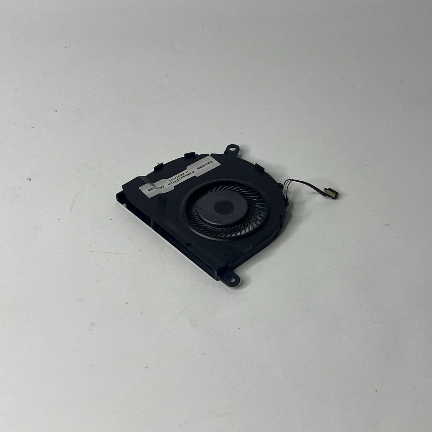 NEW GENUINE DELL LATITUDE 5490 COOLING FAN Cn-op5f39