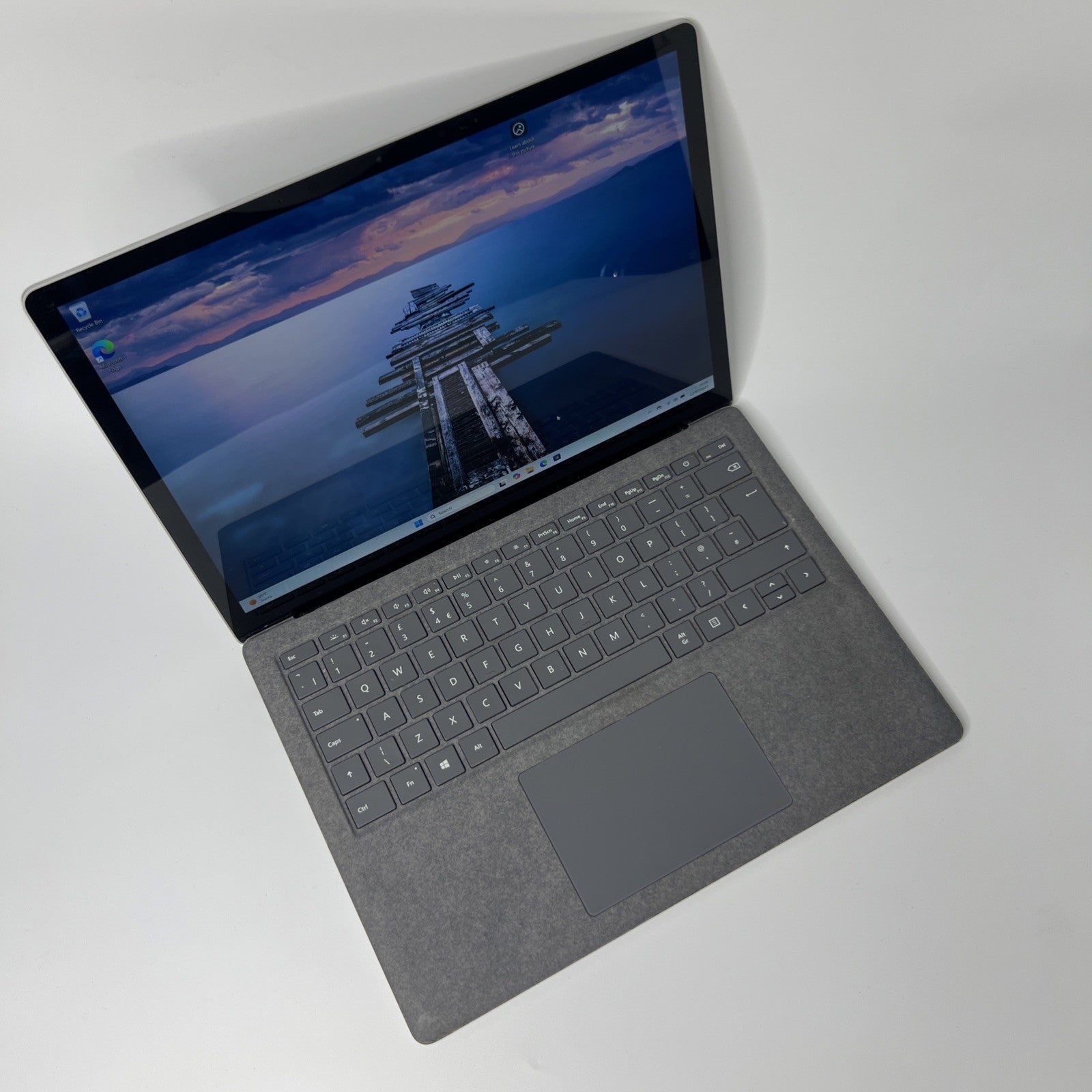 Microsoft Surface Laptop 4 13.5" Inte i7-1185G7 16GB RAM 512GB SSD Windows 11