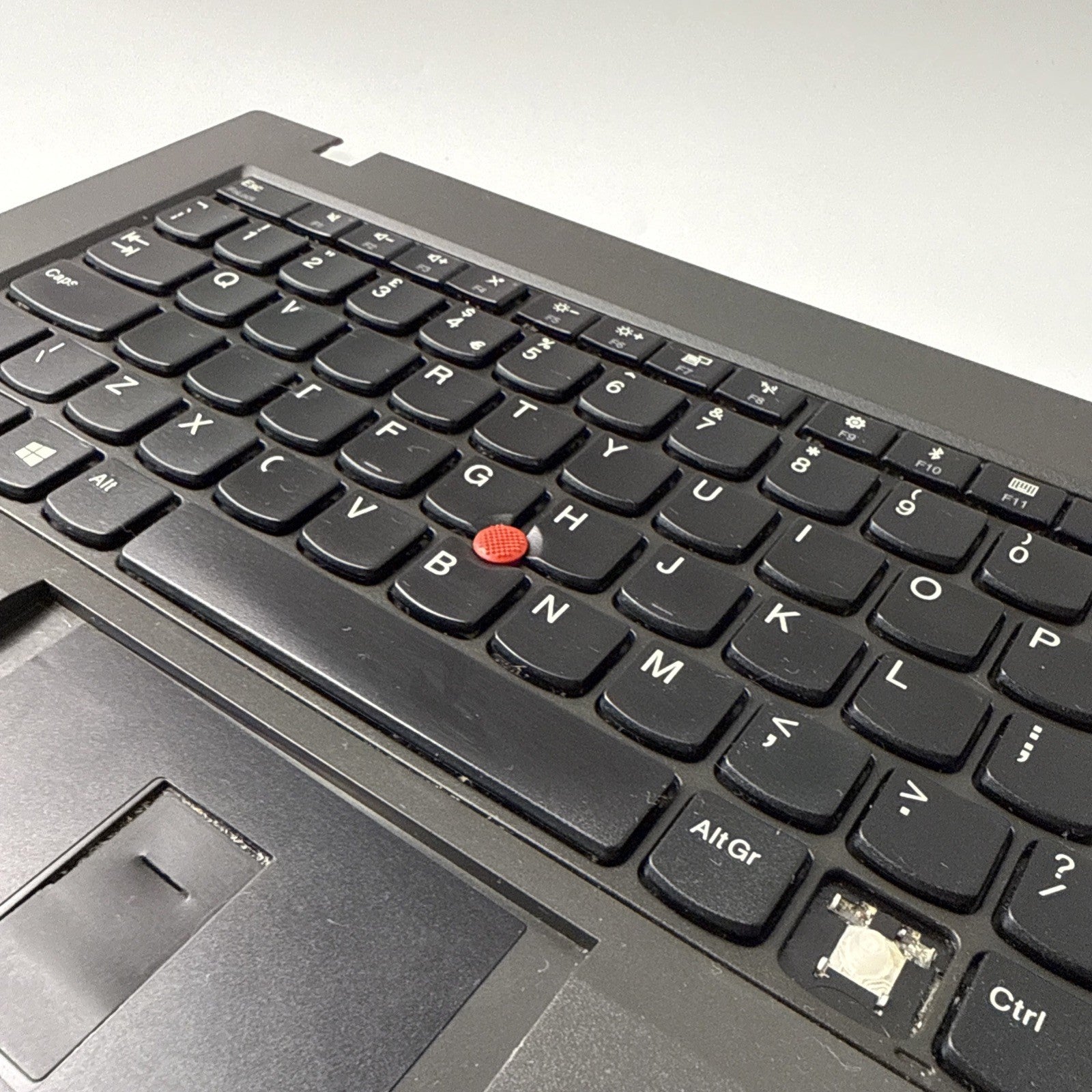 Lenovo Thinkpad L470 Palmrest UK Keyboard (KEY MISSING) Black