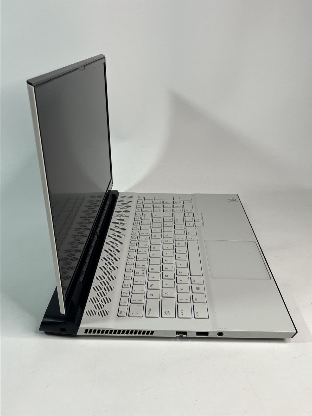 Alienware M17 R3 I9-10980HK Nvidia RTX 2070  32GB DDR4 RAM 2TB SSD Windows 11