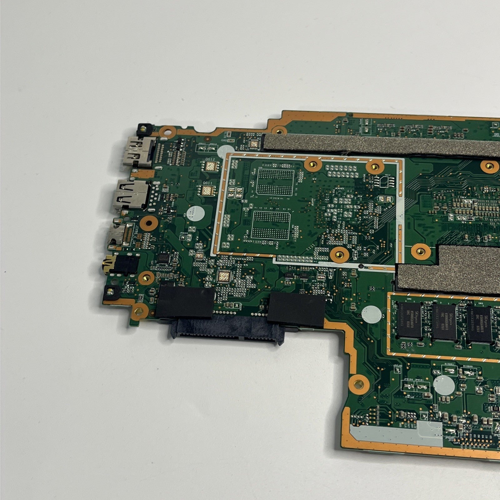 Genuine Lenovo IdeaPad 330s 15IkB  Motherboard  i5 8th Gen  1.60 GHz.