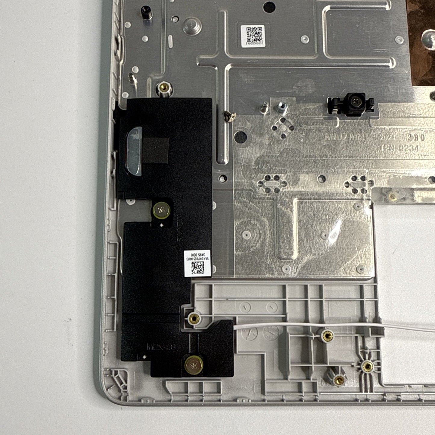 HP Chromebook 14A-NA0001sa Palmrest Cover Keyboard UK Sliver Speakers Genuine