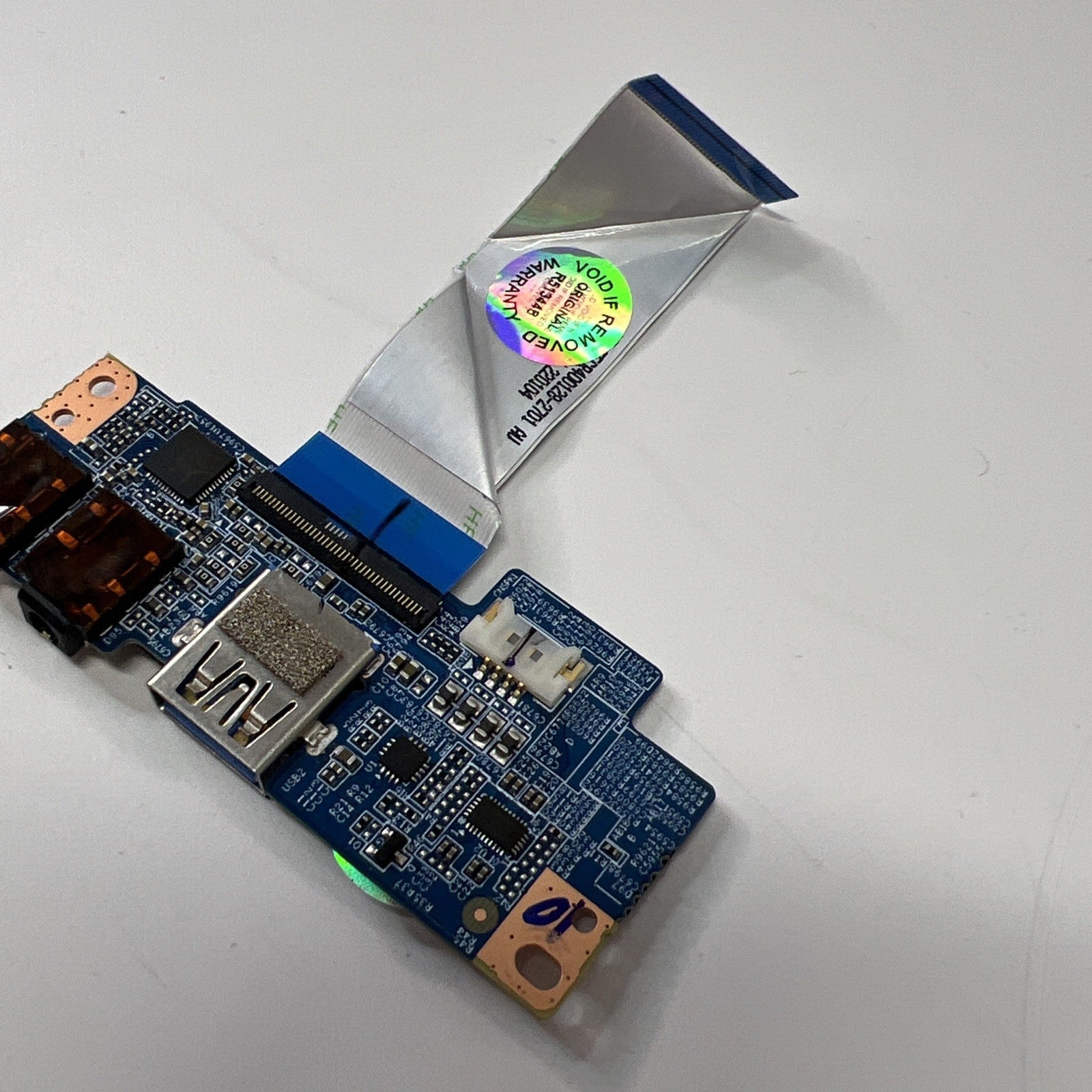 Medion Erazer Beast-X30 USB Port Board DBPGM7TN81-PN20 DC Socket Power