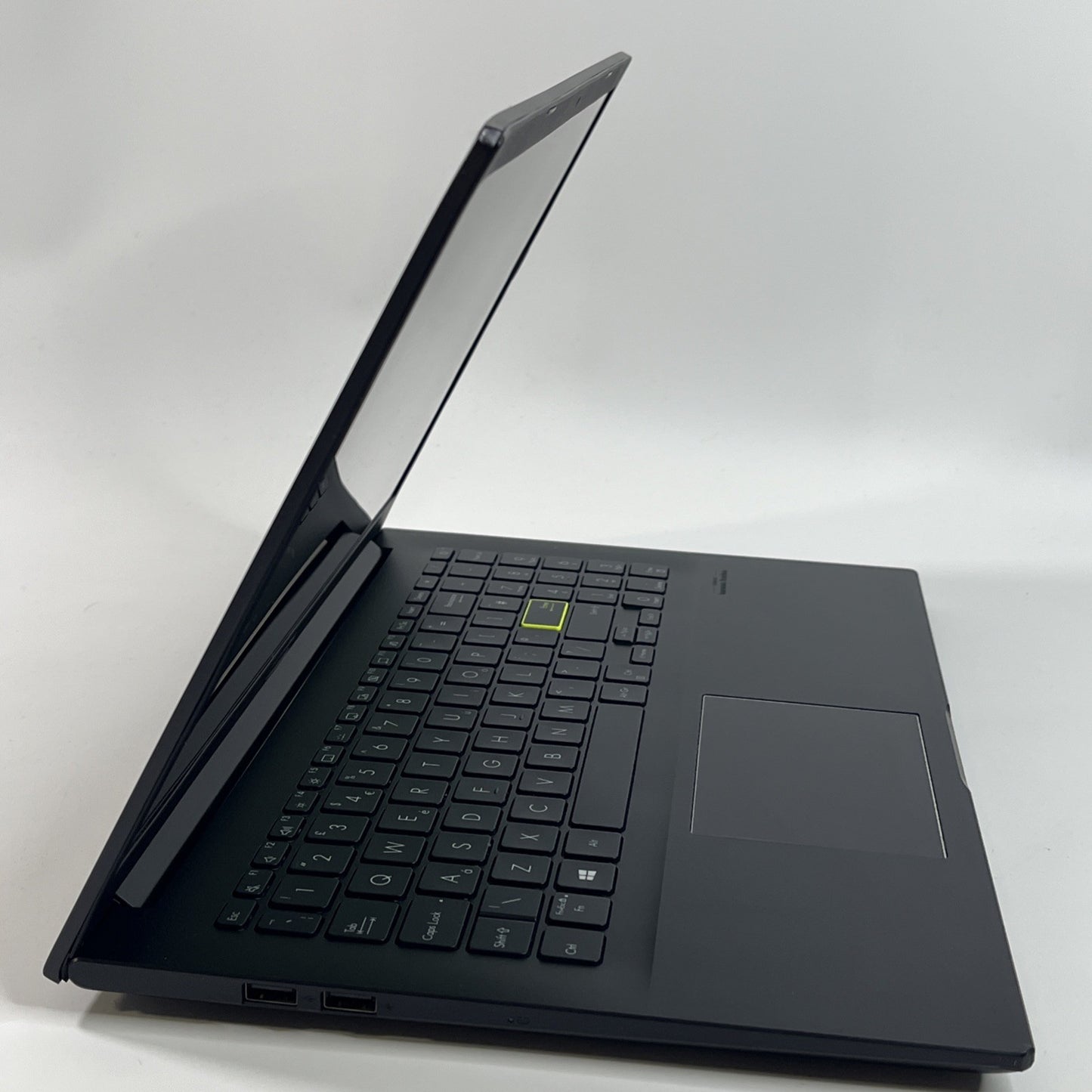 ASUS VivoBook 15 M513U 15.6 Full HD, Ryzen 5, 8GB RAM, 512GB SSD, Laptop Black