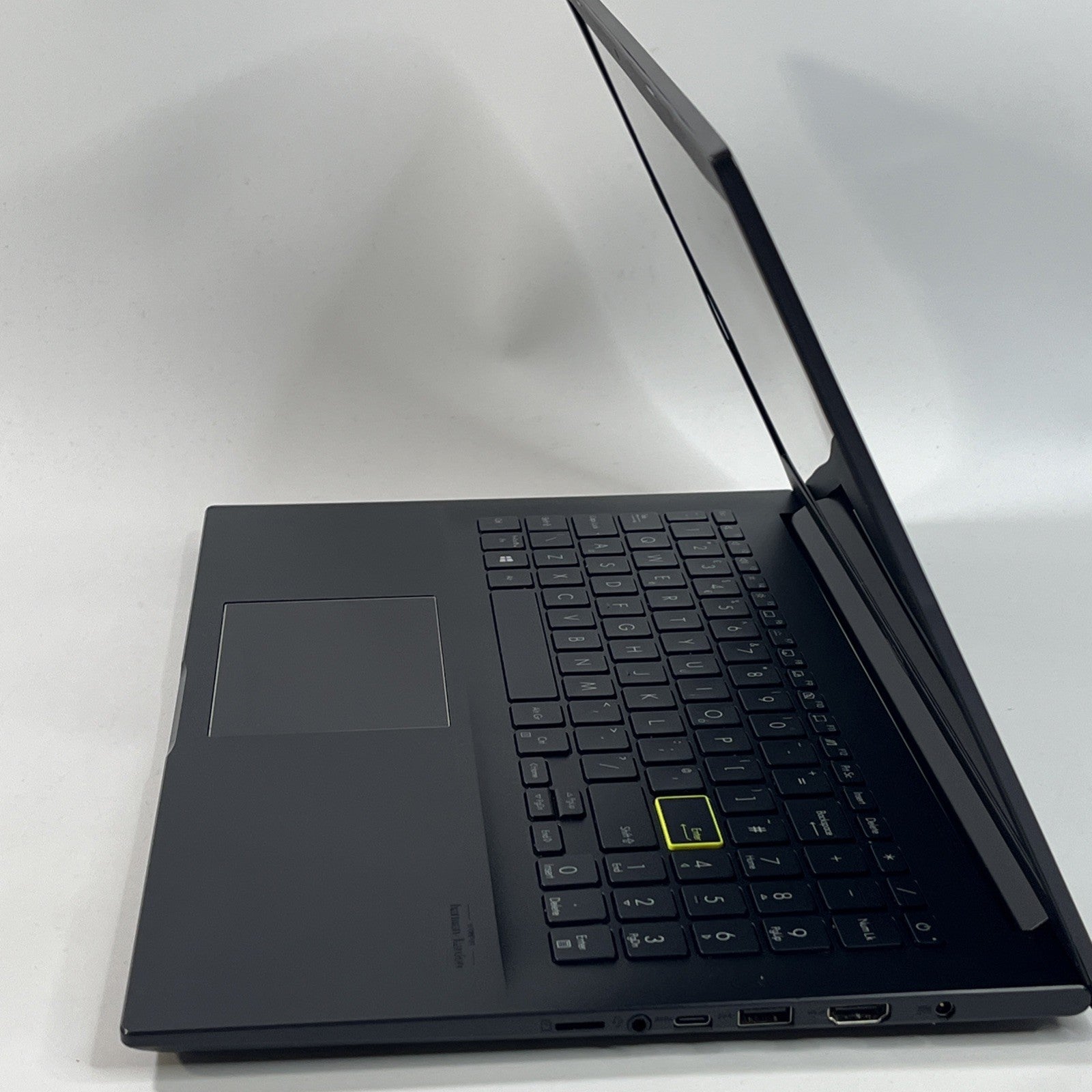 ASUS VivoBook 15 M513U 15.6 Full HD, Ryzen 5, 8GB RAM, 512GB SSD, Laptop Black