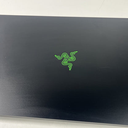 Genuine Black RAZER BLADE PRO 17 RZ09-0368 Complete Top Lid And Screen Assembly.