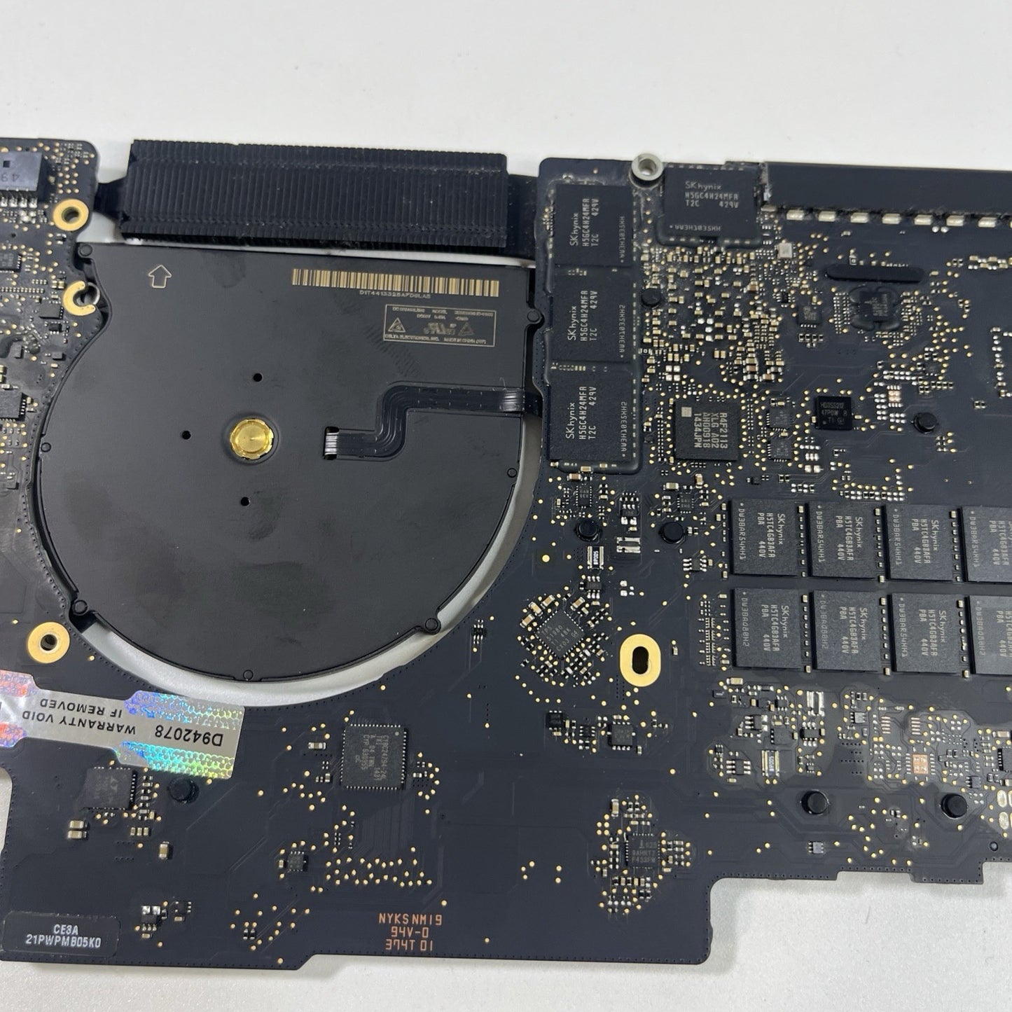 MacBook Pro A1398 Mid 2014 Logic Board,fan& heatsink  2.8GHz Core i7 16GB