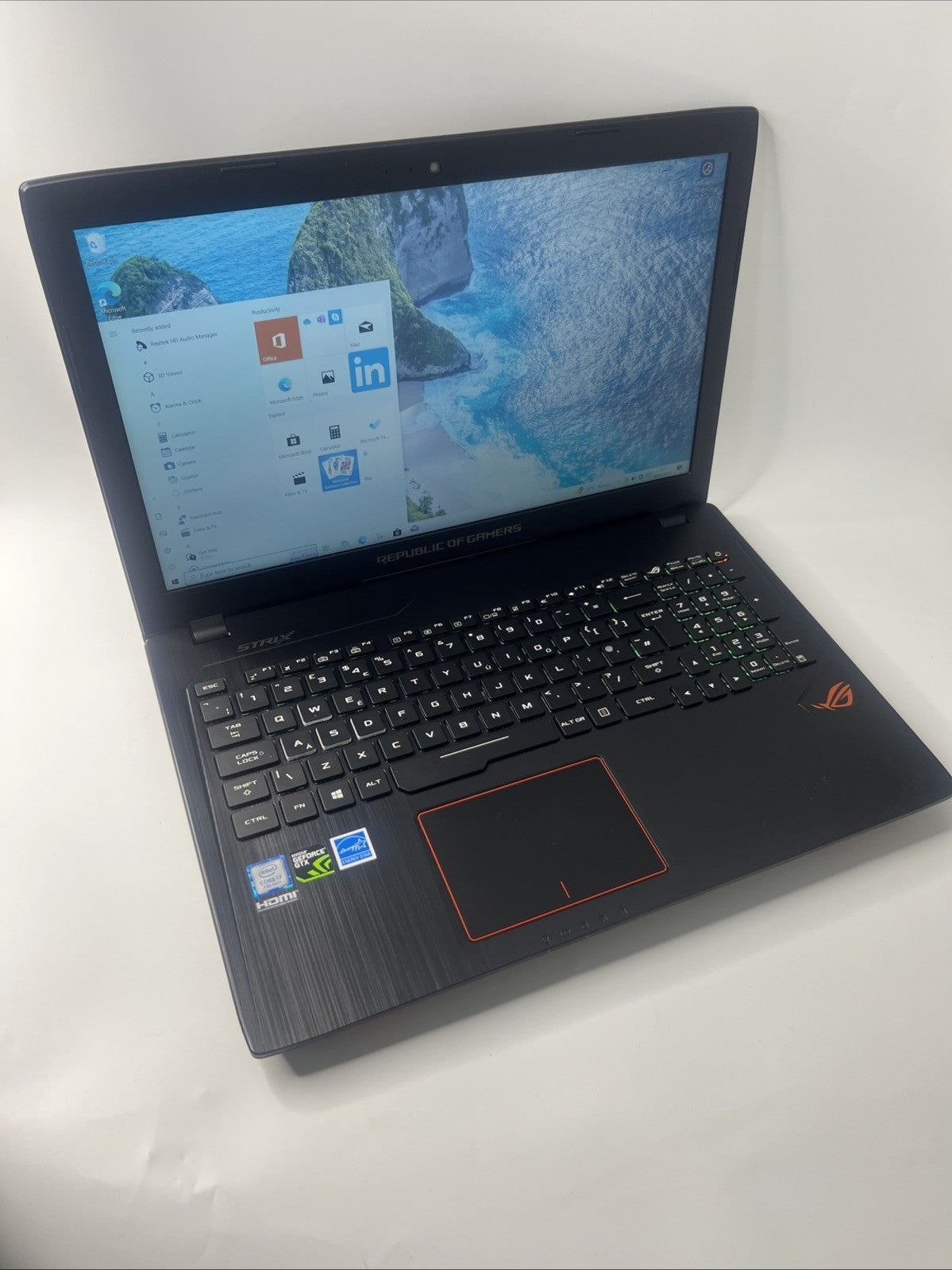 ASUS ROG Strix GL553VD 15.6” Intel Core i7-7700HQ 8GB RAM 128GB SSD GTX 1050