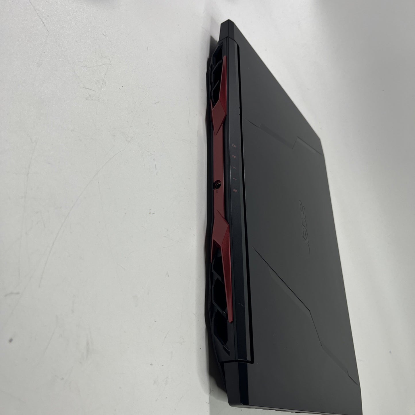 Acer Nitro AN515-45 15.6" Ryzen 7 5800H , RTX 3060 , 16GB RAM 1 TB SSD. Grade A