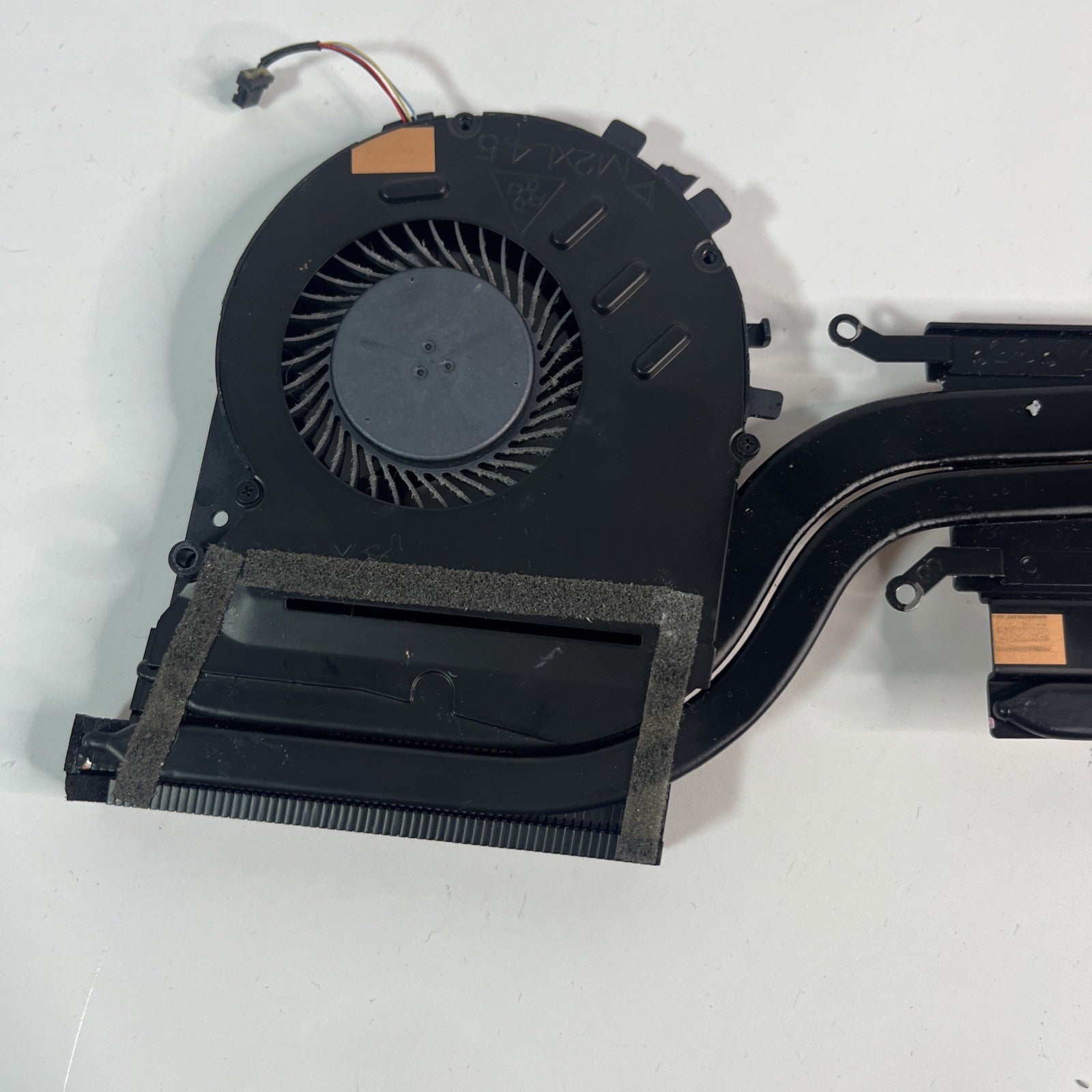 Genuine Hp Pavilion 15-dk2029na Heatsink & CPU GPU COOLING FANS AT39D09DP0