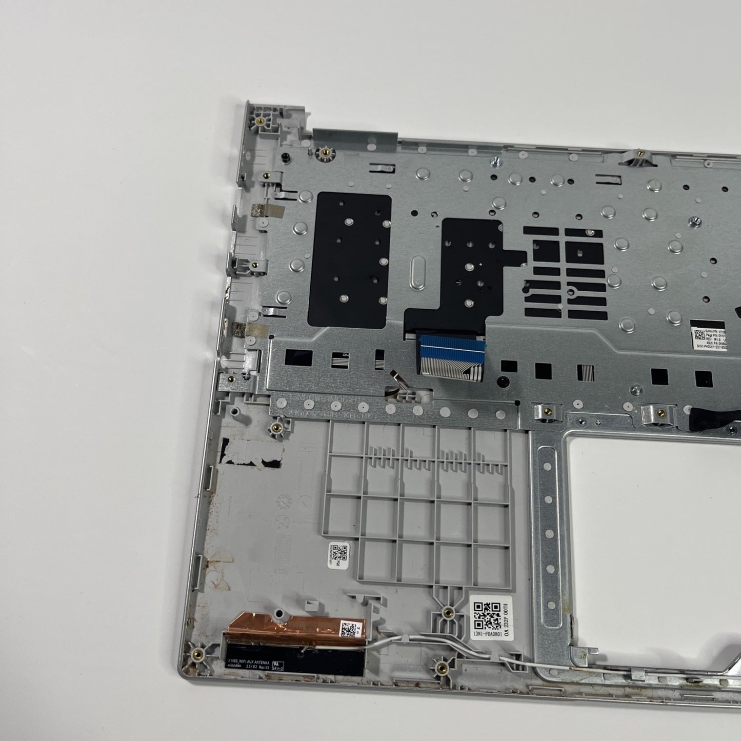 Genuine Silver ASUs vivobook 16 m1603QA palmrest And Keyboard 13N1-FBM0311