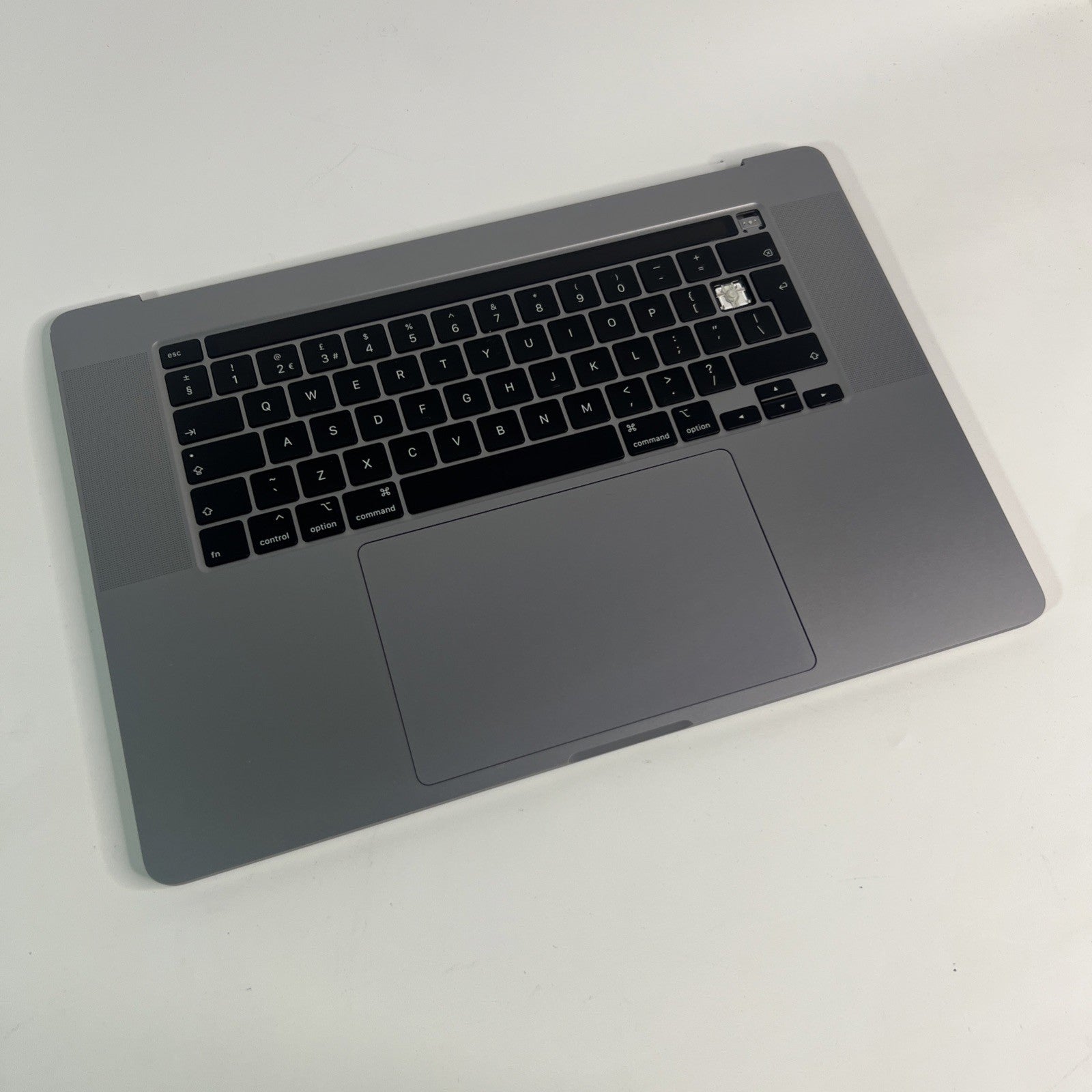 MacBook Pro 16 A2141 Palmrest Top Case Space Grey EMC 3347 Read