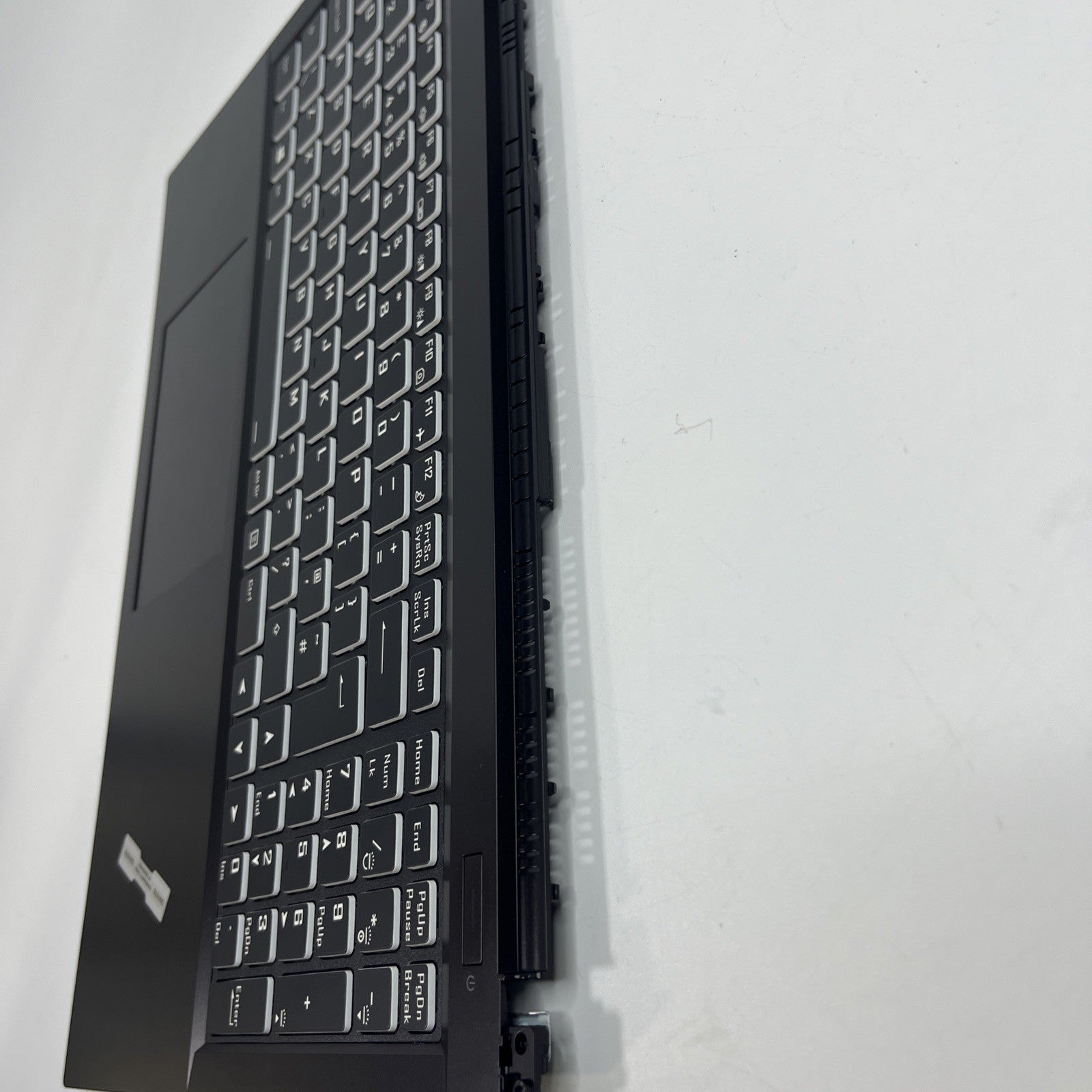 Genuine Black Medion Erazer E10 Palmrest ,keyboard, Speakers & Touchpad, NP502
