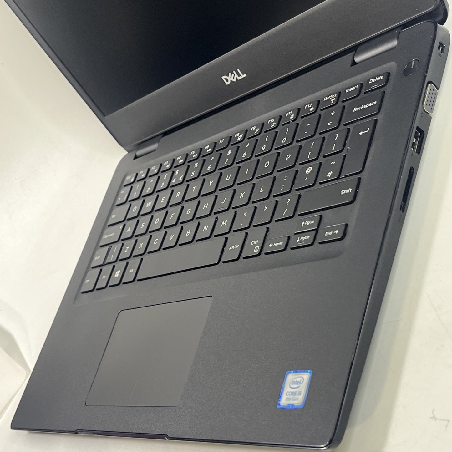 DELL Latitude 3400 Core i5-8265U 1.6Ghz 8GB 256GB SSD 14" FHD Laptop Notebook.