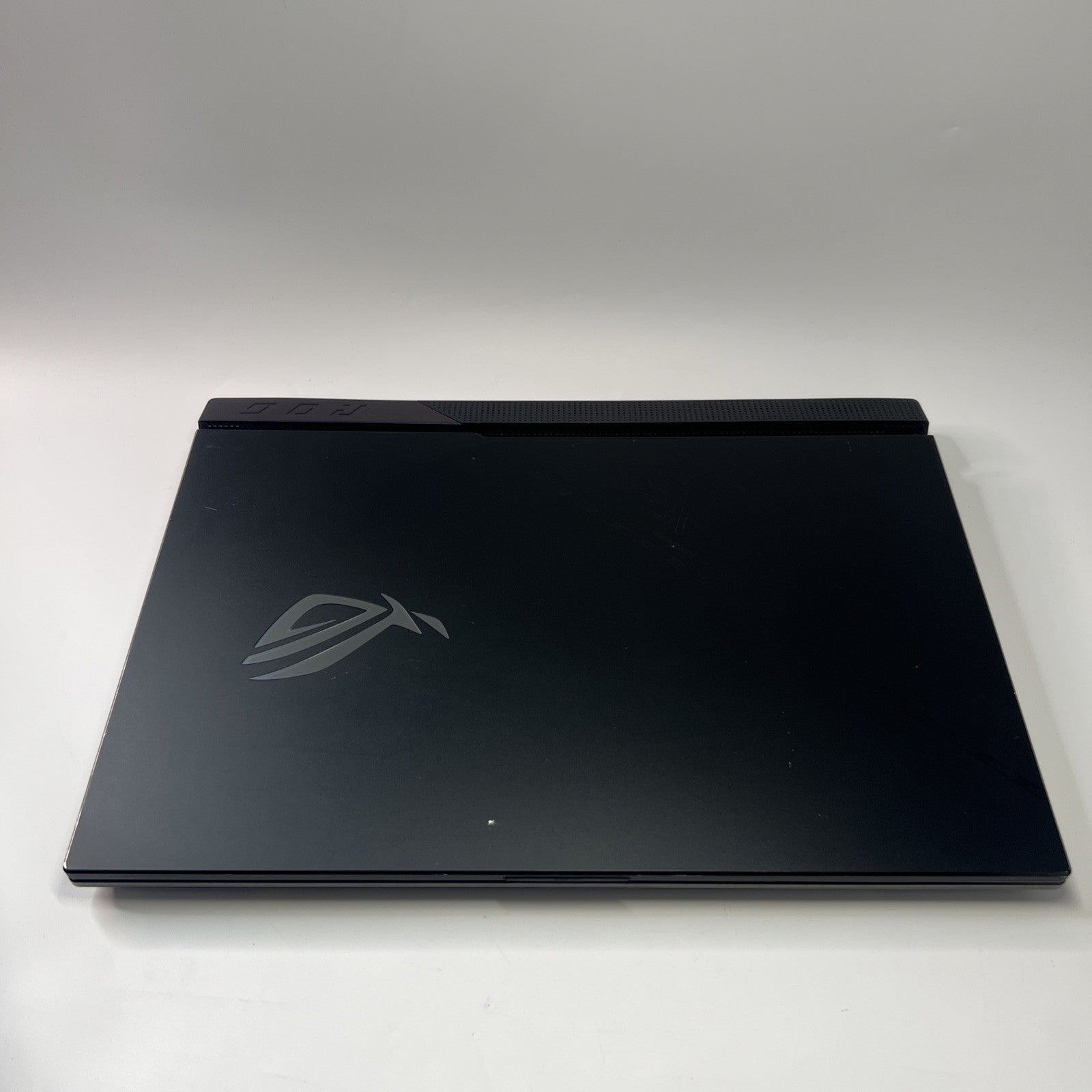 ASUS ROG Strix SCAR 17 SE G733 17.3" i9-12950HX RTX 3080Ti 32GB RAM 1TB SSD
