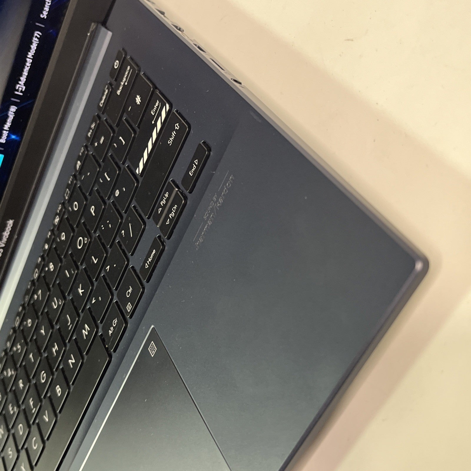 Asus Vivobook 14 OLED M3401Q Ryzen 9 5900HX 3.3GHz SSD RAM 16GB 512GB Win 11