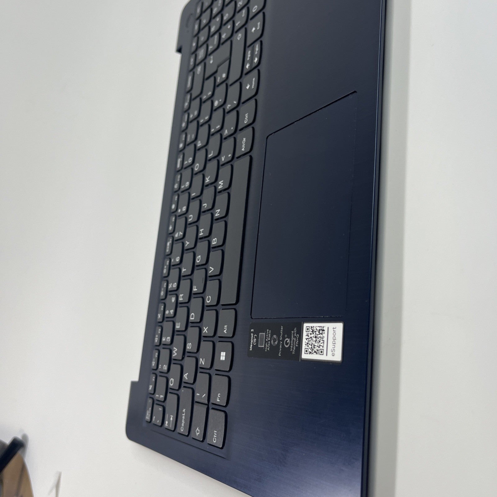 Genuine Lenovo Ideapad 3 15IAu7 Palmrest, Touchpad & Speakers ChJ10B350
