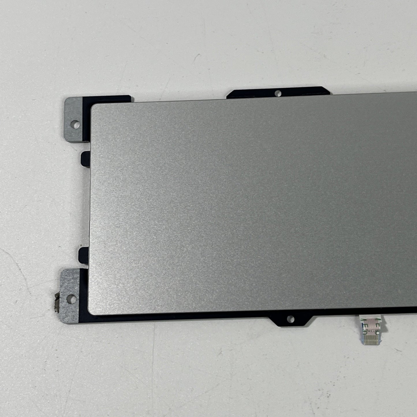 Genuine Silver HP ProBook 440  G8 Touchpad ,cable & Screws. B195546A