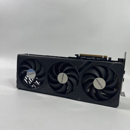 GIGABYTE GeForce RTX 4080 Super WINDFORCE 16GB GDDR6X . Powers Up, No Display.