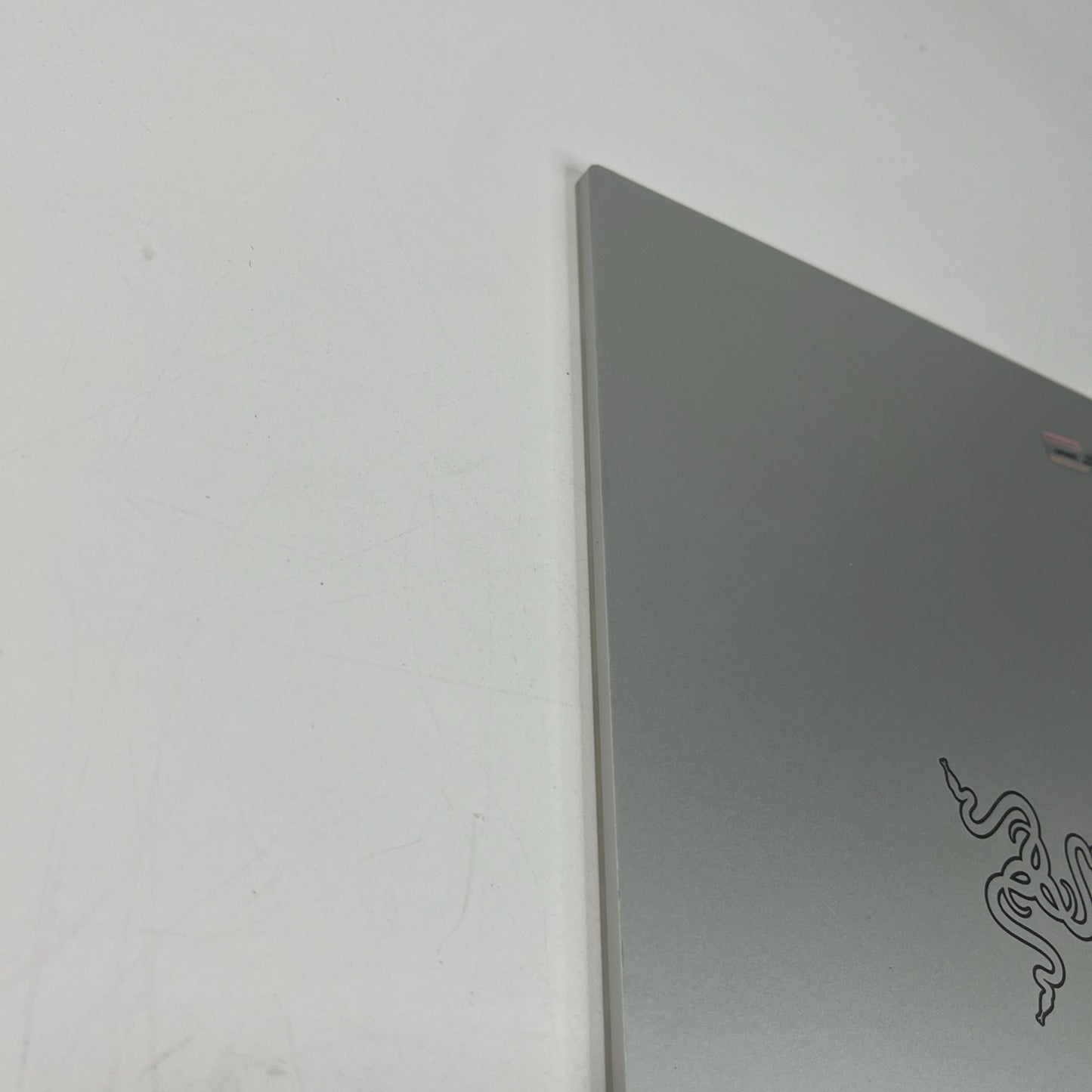 Razer Book 13 RZ09-0357 TouchScreen Assembly Top Lid Cover Silver.
