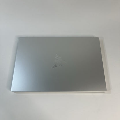 Razer Book 13 RZ09-0357 Intel Core i5-1135G7 8GB RAM 256Gb SSD Windows 11 Pro