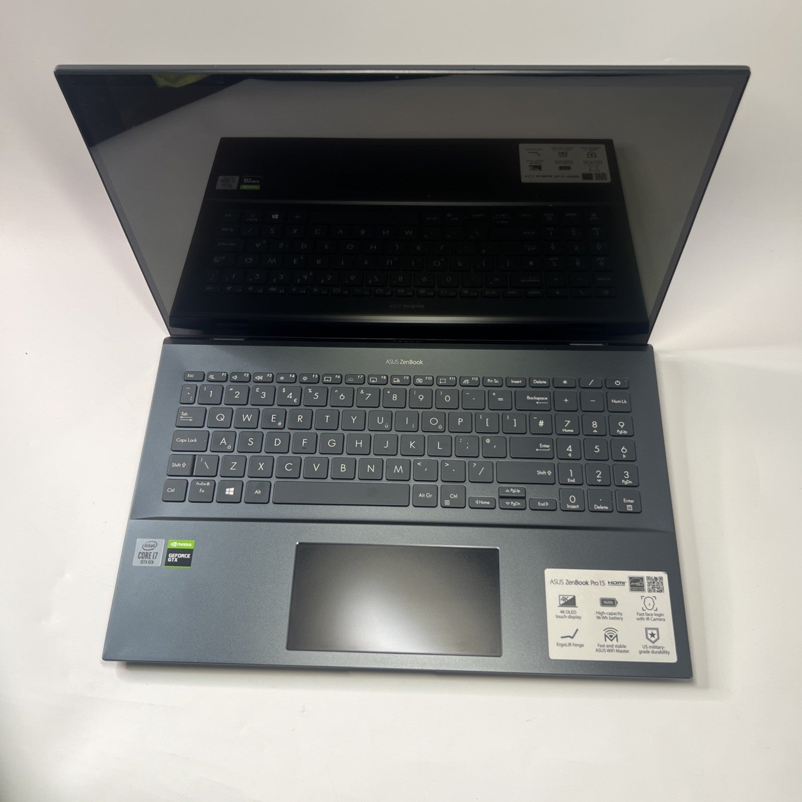 ASUS ZenBook 15 OLED UX535L Intel i7-10870H GTX 1650Ti 16GB RAM 256GB  SSD