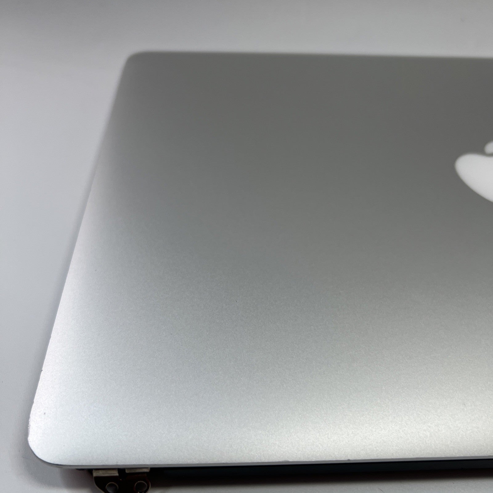 MacBook Pro A1398 15” Screen Assembly Mid 2015 (Poor Antiglare Coating)