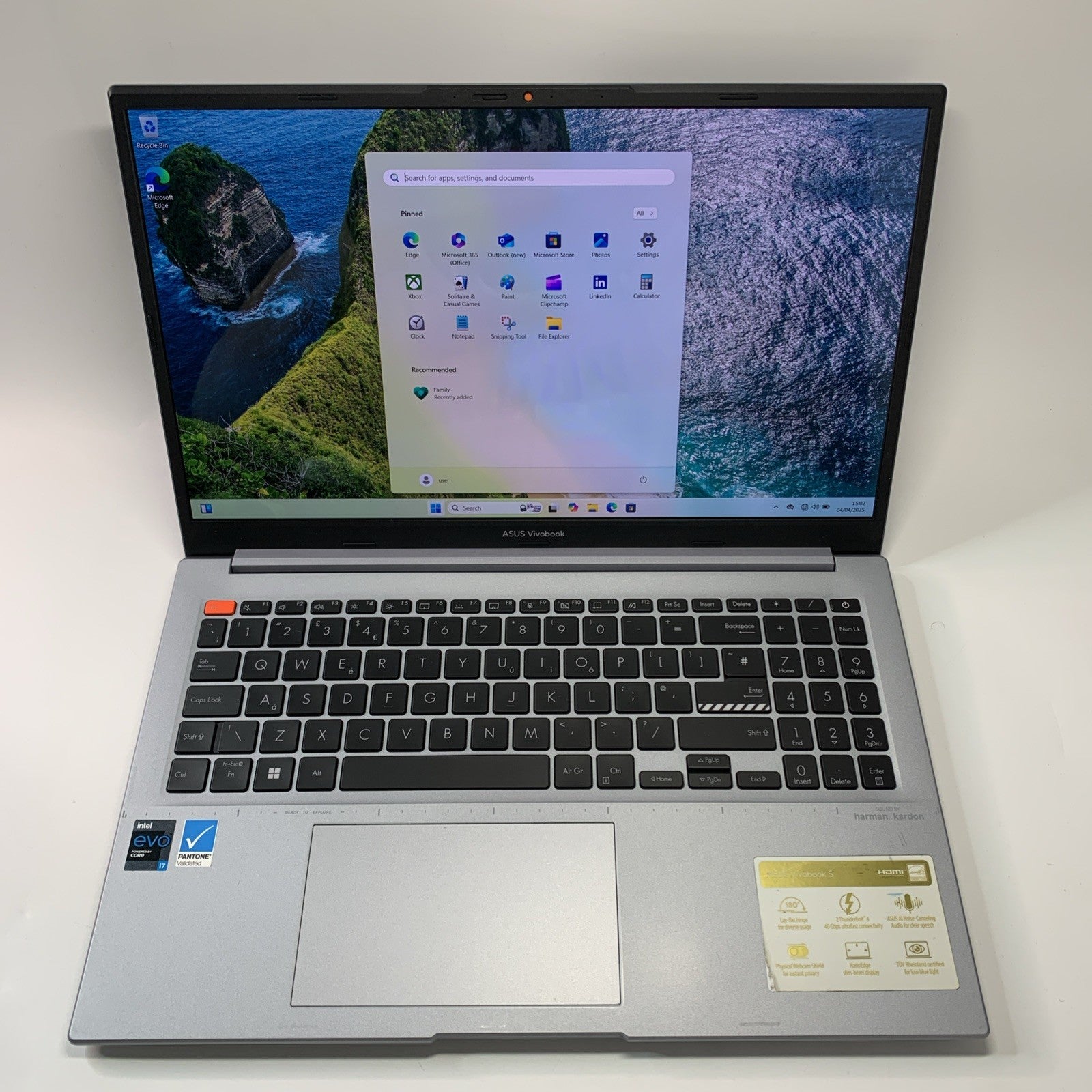 ASUS Vivobook S15 K3502ZA 15.6 OLED Laptop Intel i7-12700H 16GB RAM 256GB SSD