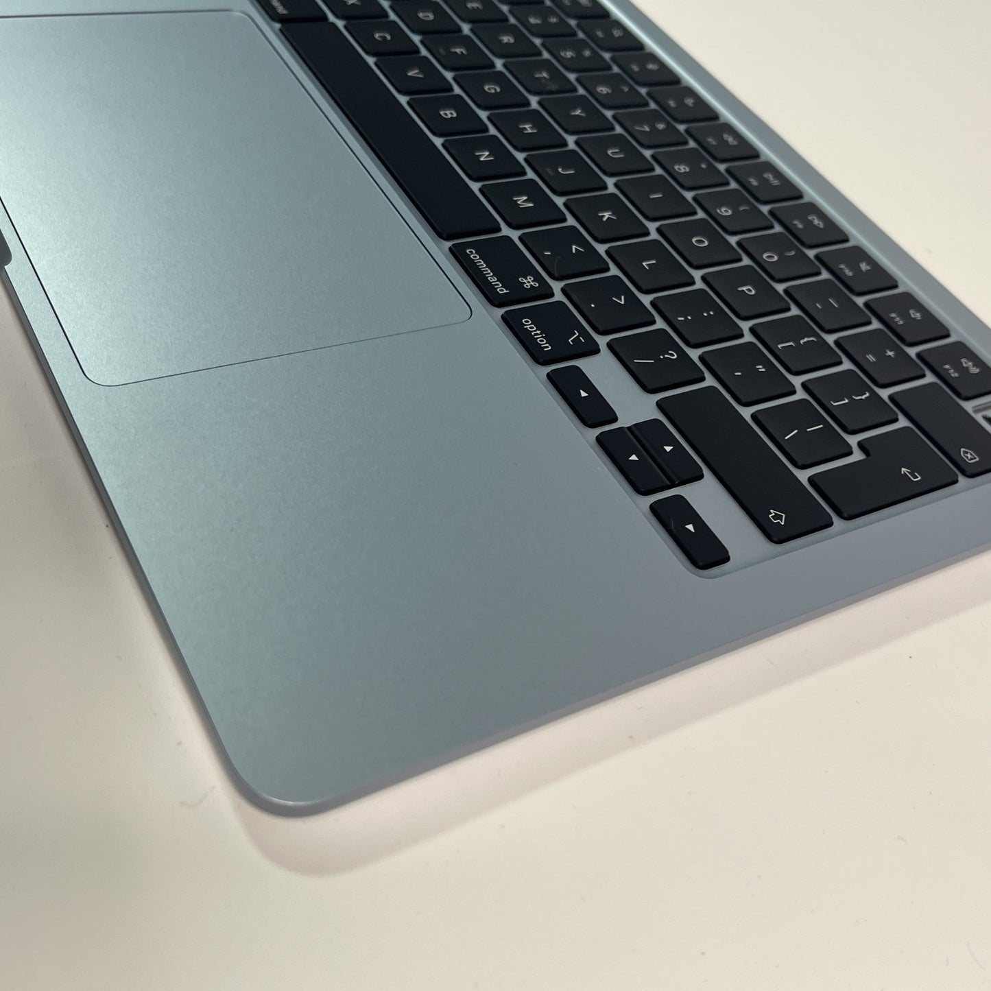 Genuine Apple MacBook Air 13" M4 A3240 Complete Palmrest  Cover  Blue 2025