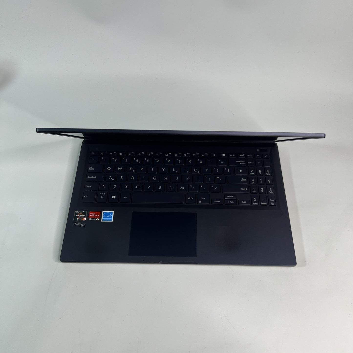 ASUS ExpertBook L1500CD 15.6" Laptop AMD Ryzen 5 3500U 8GB RAM 256GB SSD