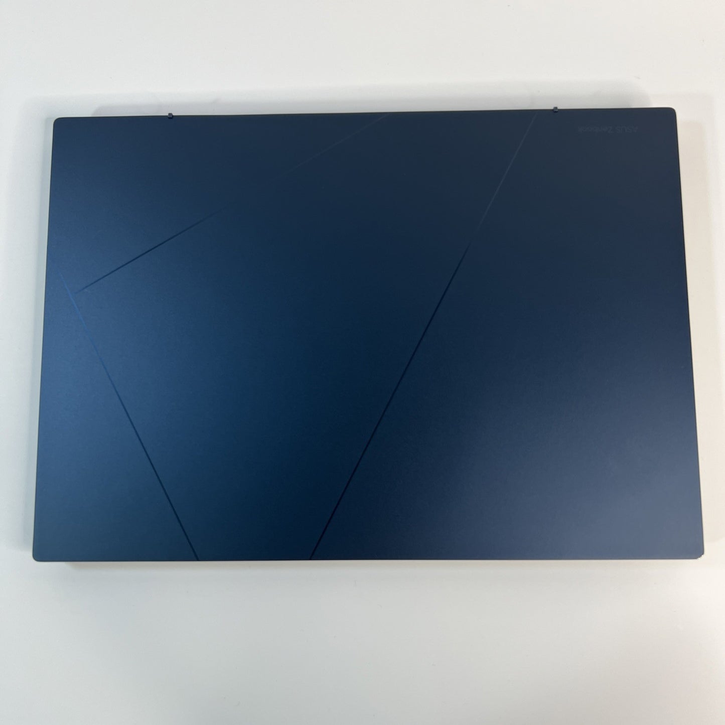 ASUS Zenbook UX3402ZA 14"  Laptop Intel Core i5-1240P 8GB RAM 512 SSD 