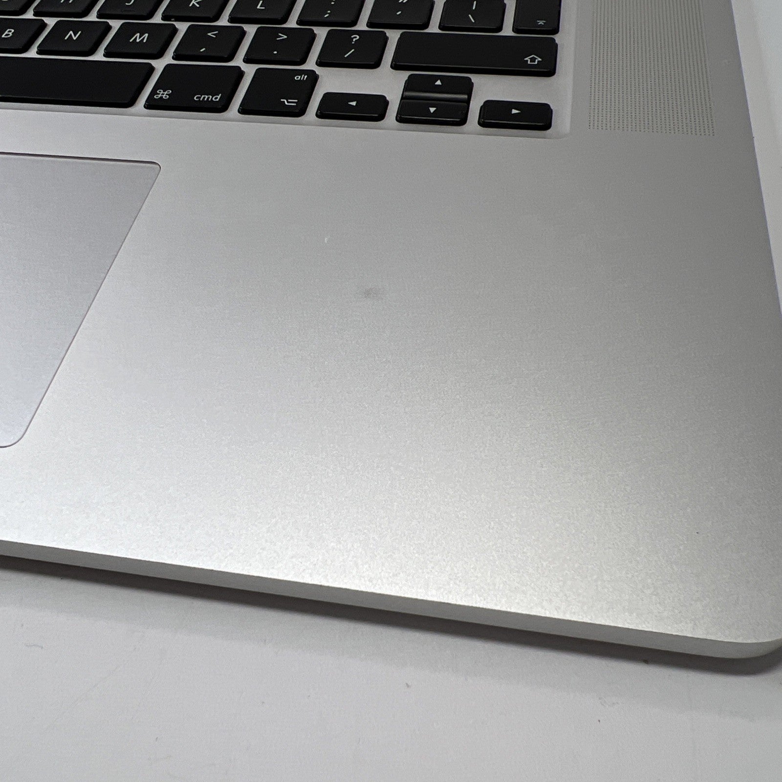 Macbook Pro Retina A1398 15" Mid 2015 Palmrest UK Keyboard Touchpad Silver