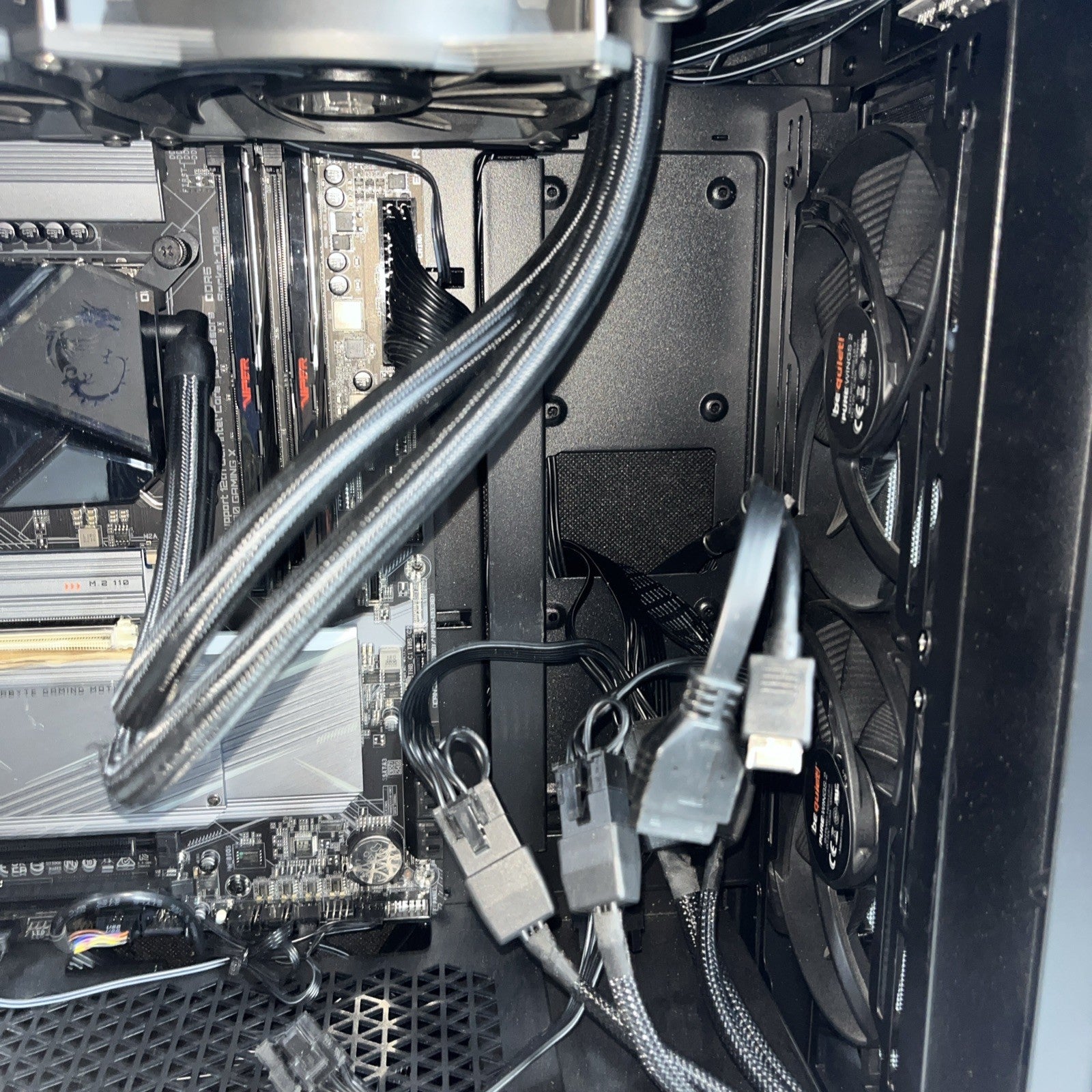 BE QUITE! Gaming PC i7-13700KF 32GB RAM 1TB SSD Gigabyte MB Z690 Gaming X