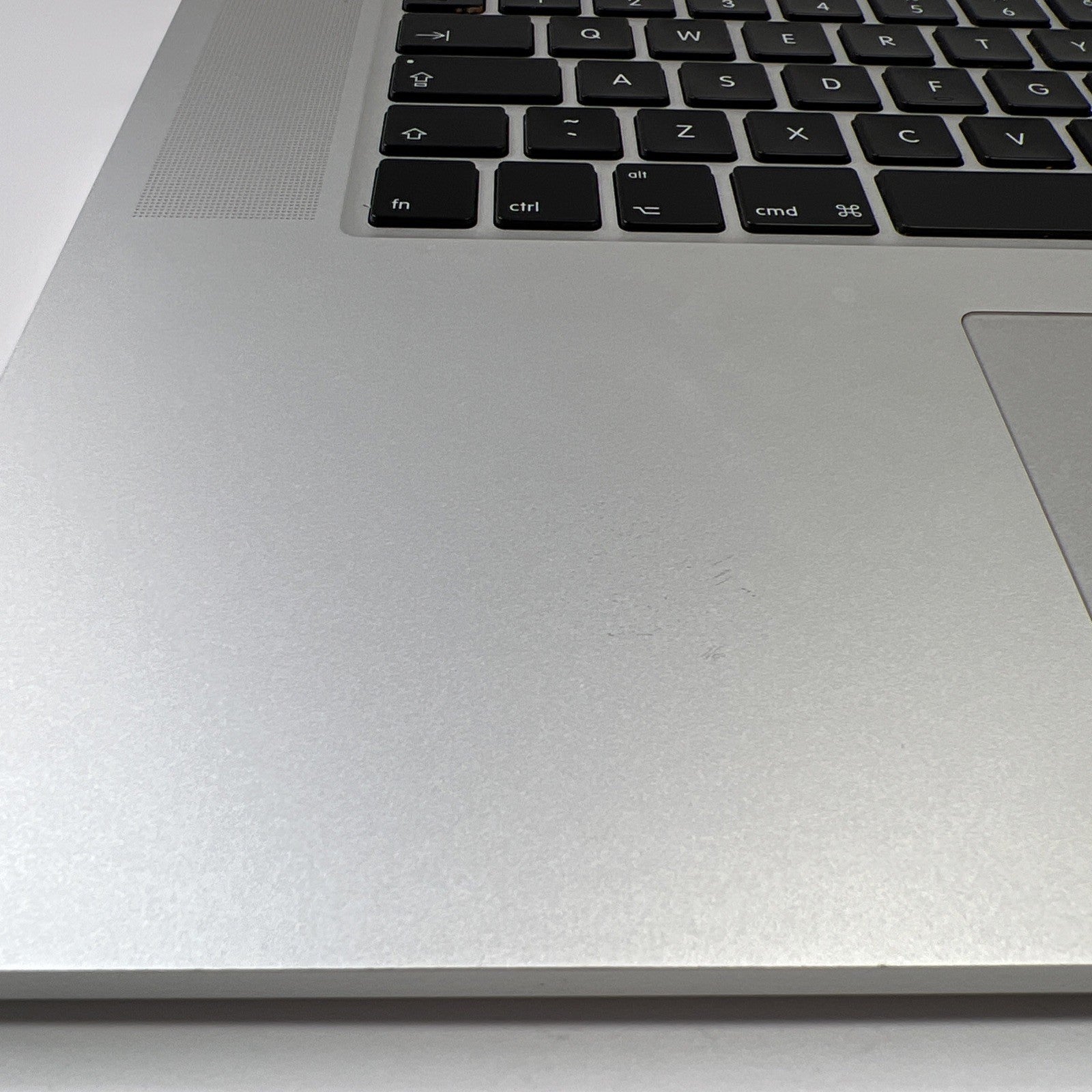Macbook Pro Retina A1398 15" Mid 2015 Palmrest UK Keyboard Touchpad Silver