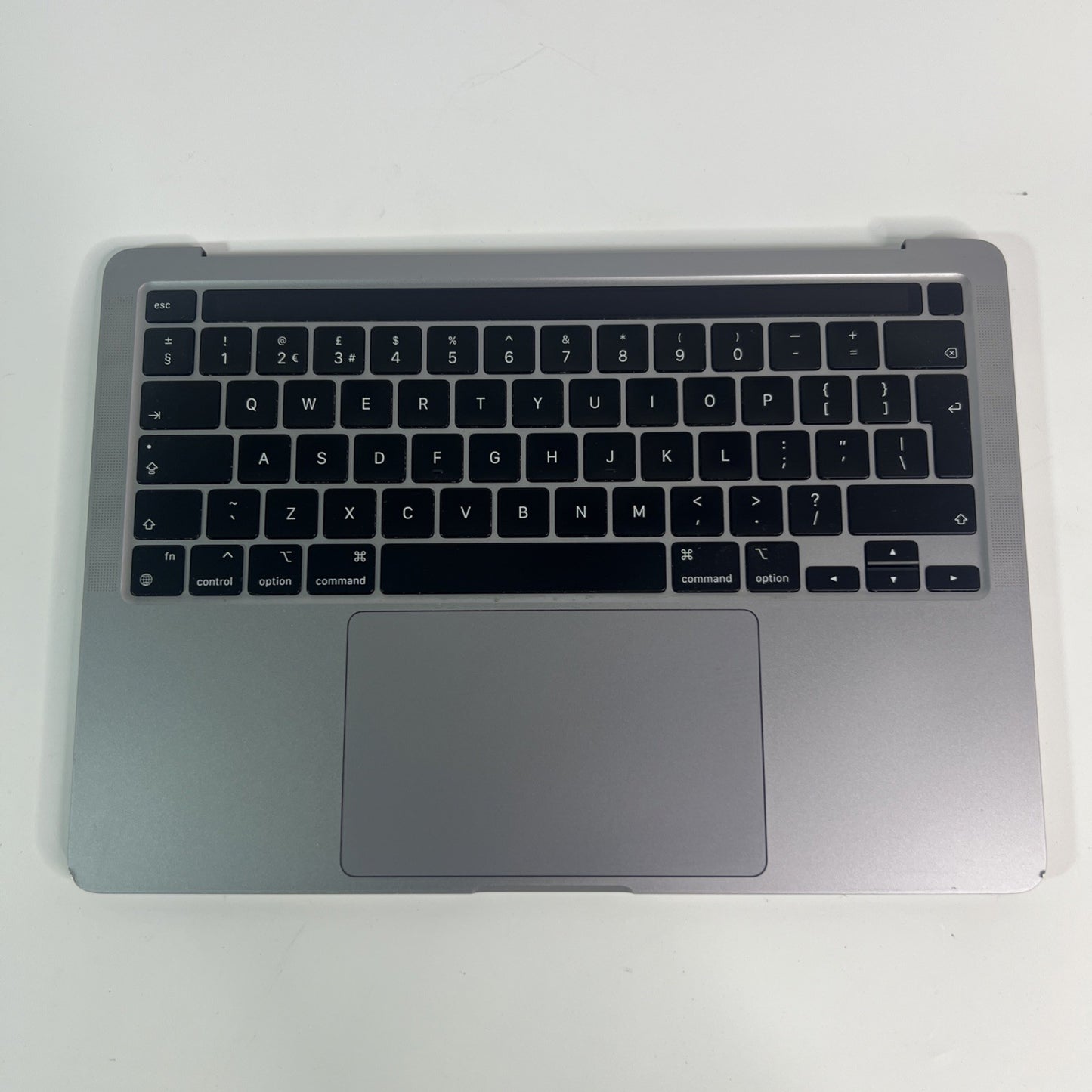 Apple MacBook Pro 13” A2338 Palmrest / Top Case – EMC 3578 – Grade C