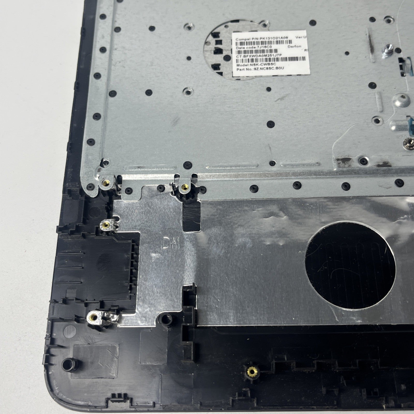 Genuine Silver HP 255 G5 Notebook Palmrest Keyboard And Touchpad.