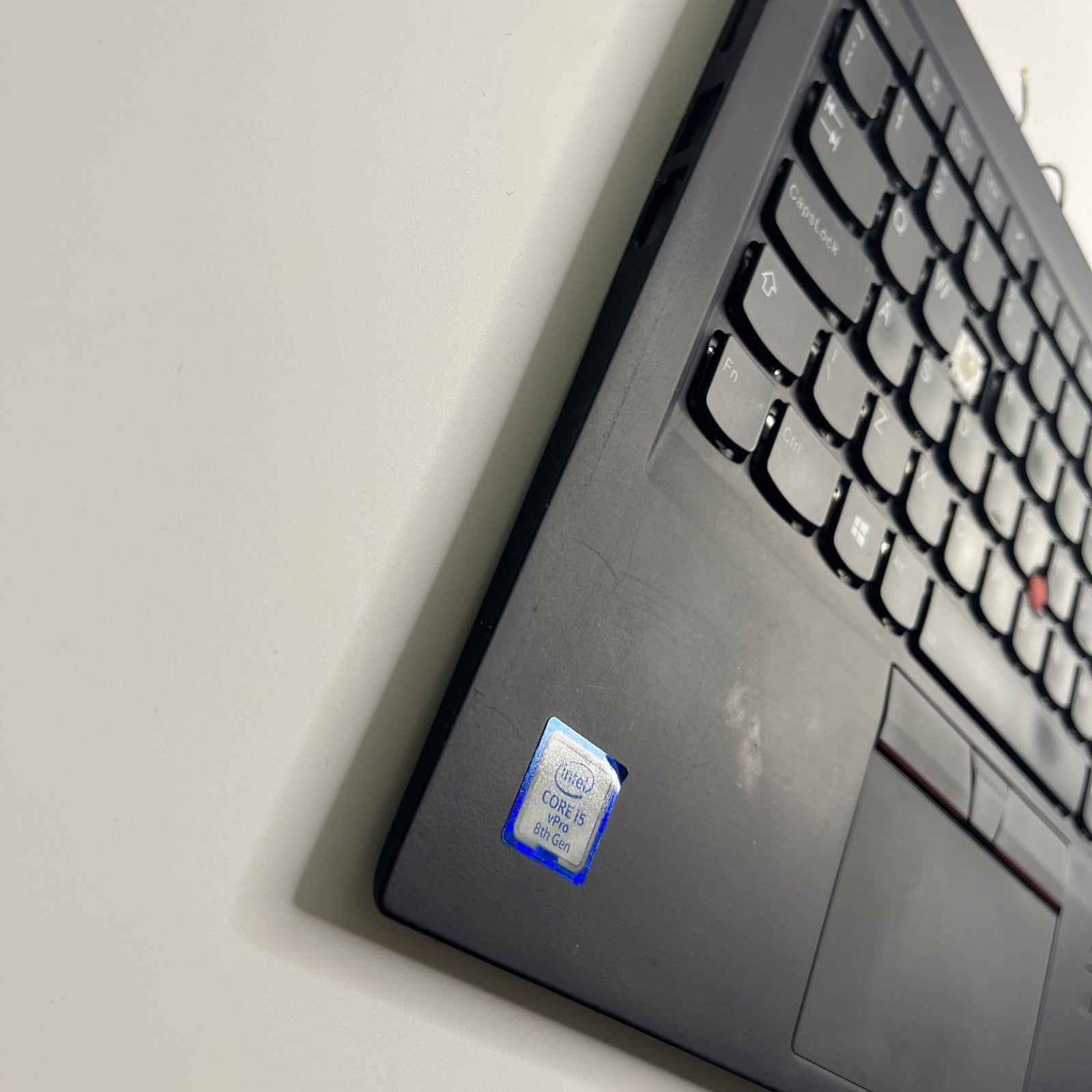 Genuine black Lenovo ThinkPad X1 Carbon 6th Gen Complete UK Palmrest.Missing Key