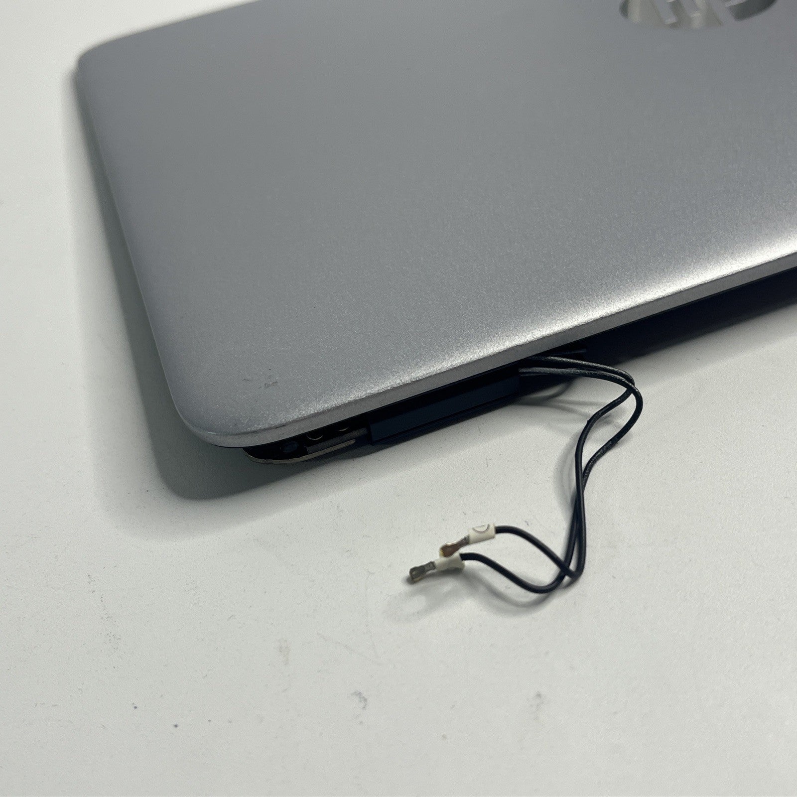 GENUINE HP ELITEBOOK 840 G3 14" Touchscreen ASSEMBLY, TOP LID COVER SILVER