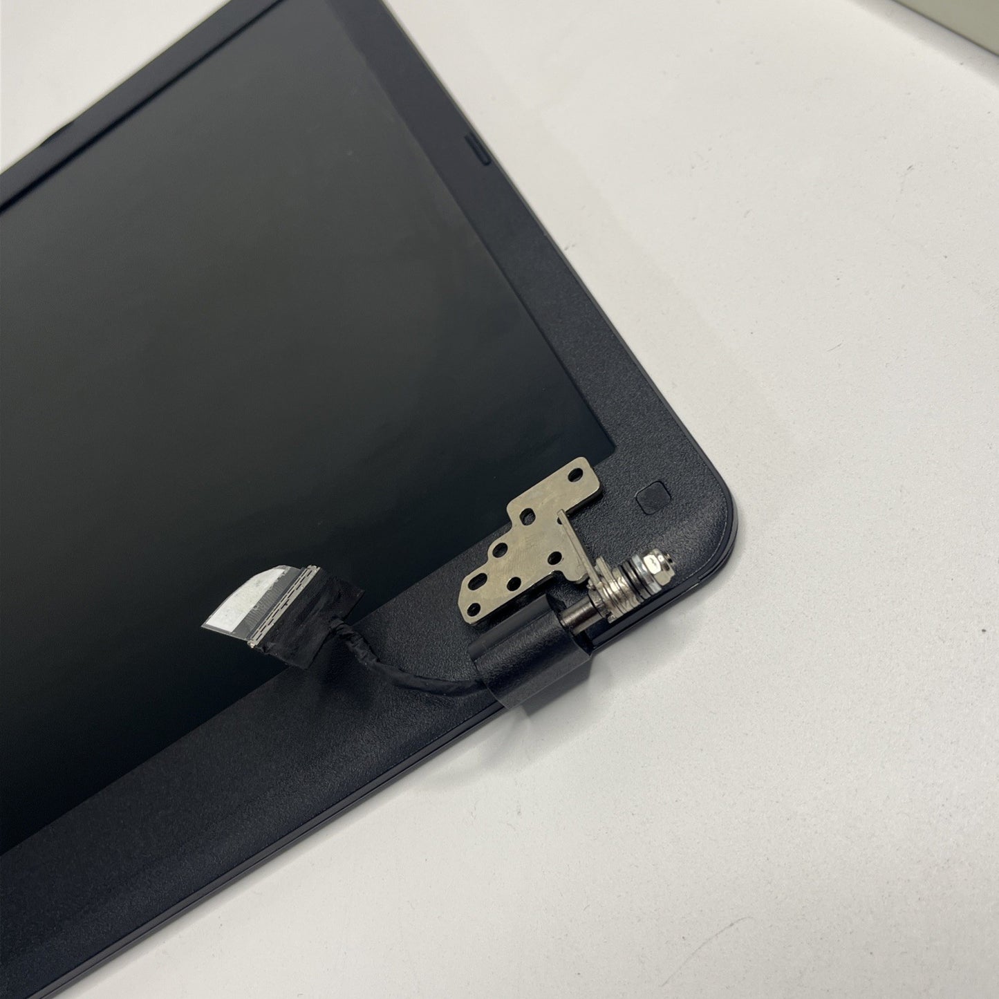 Genuine Asus Vivobook 17 X705M Complete screen assembly,  Bezel, Hinges, Webcam.